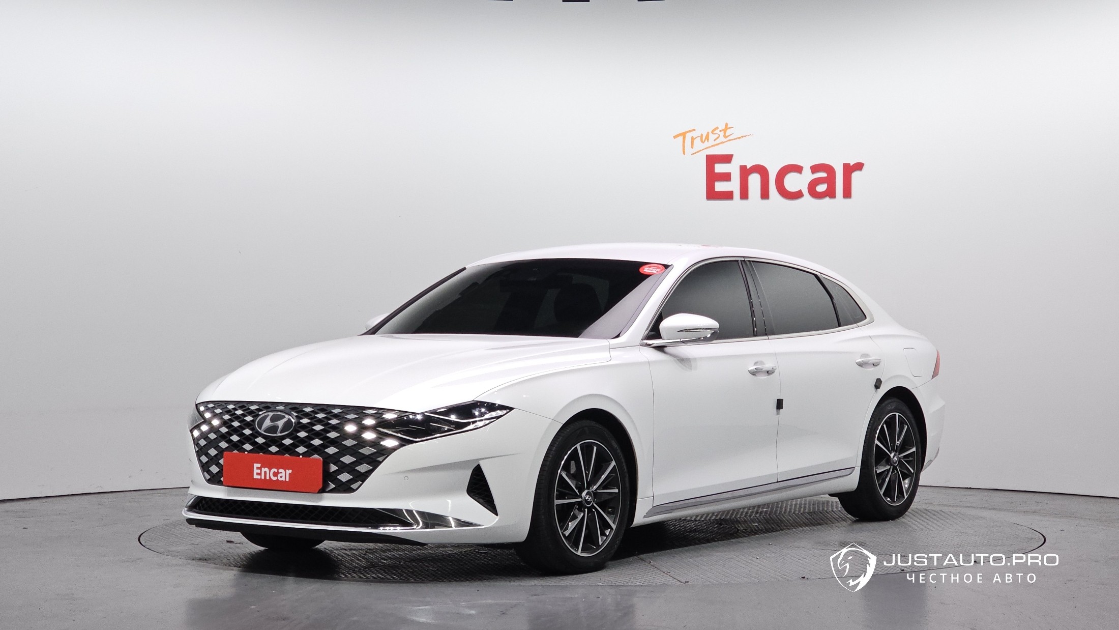 Автомобиль Hyundai Grandeur