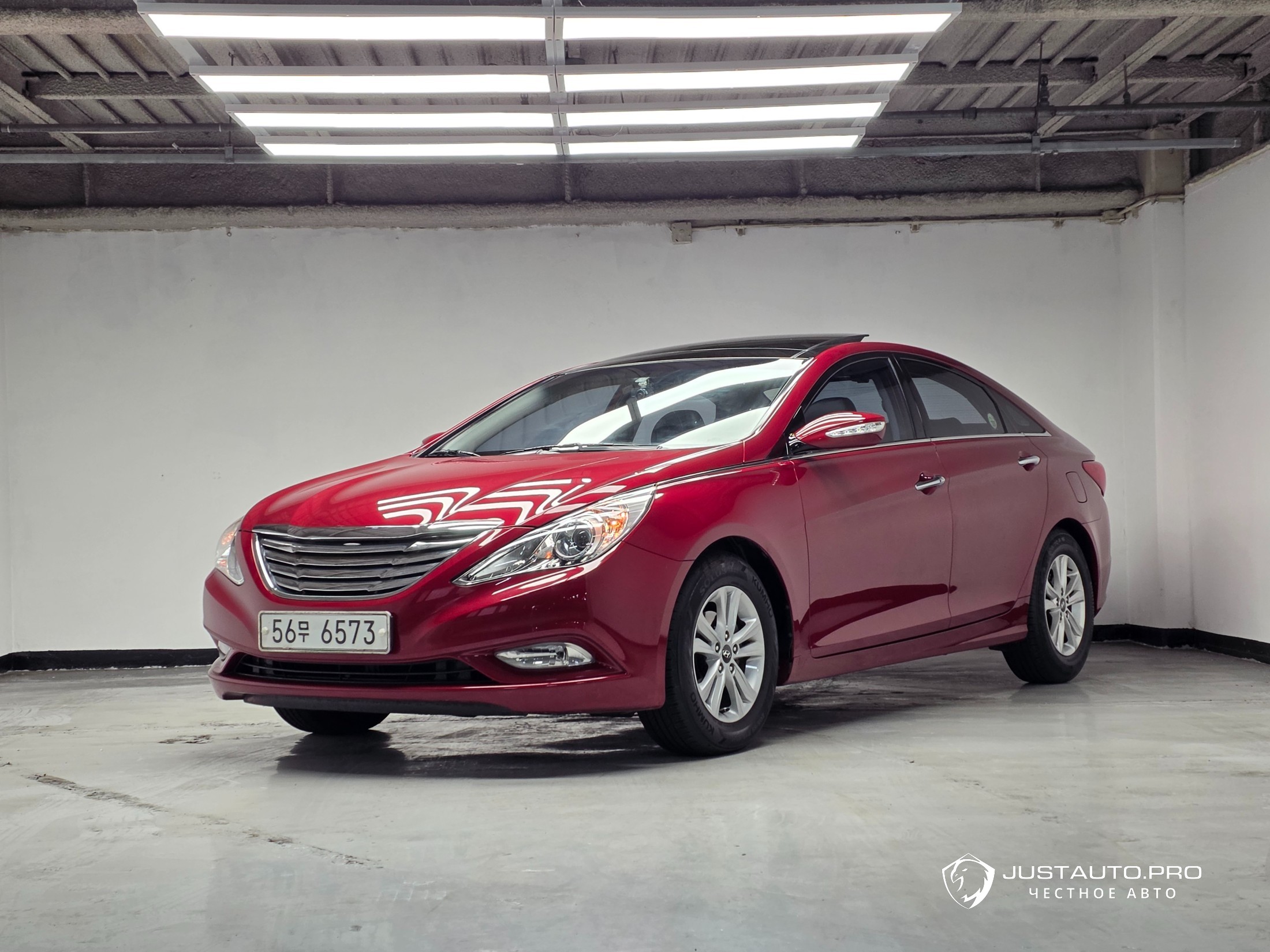 Автомобиль Hyundai Sonata