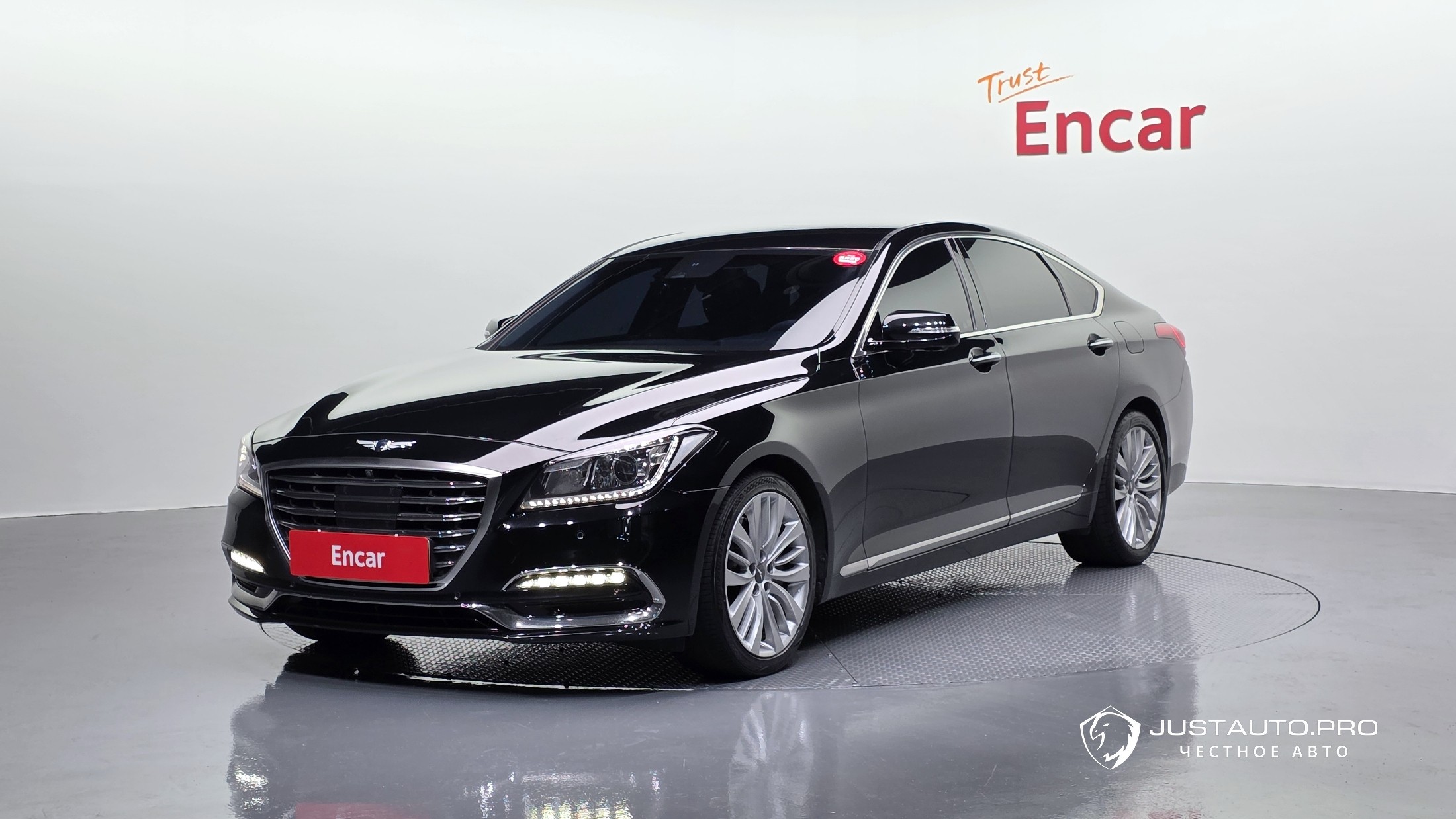 Автомобиль Genesis G80