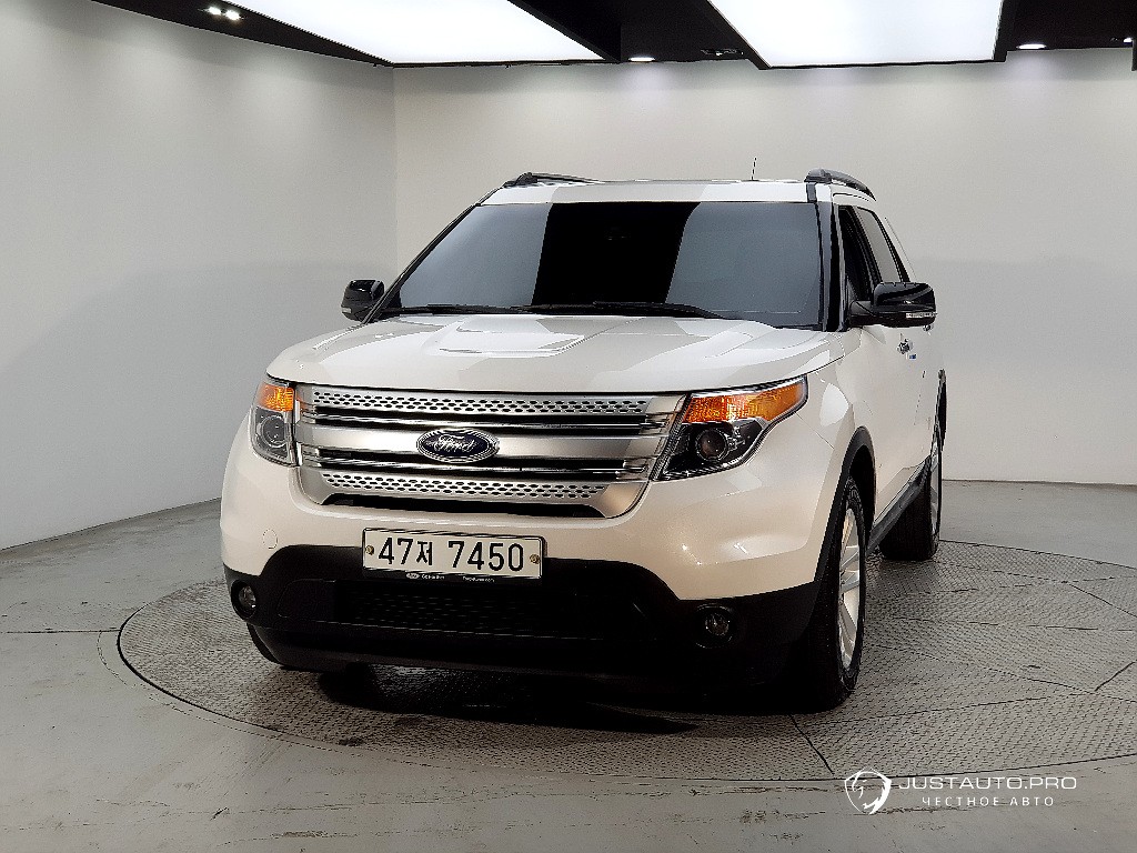 Автомобиль Ford Explorer