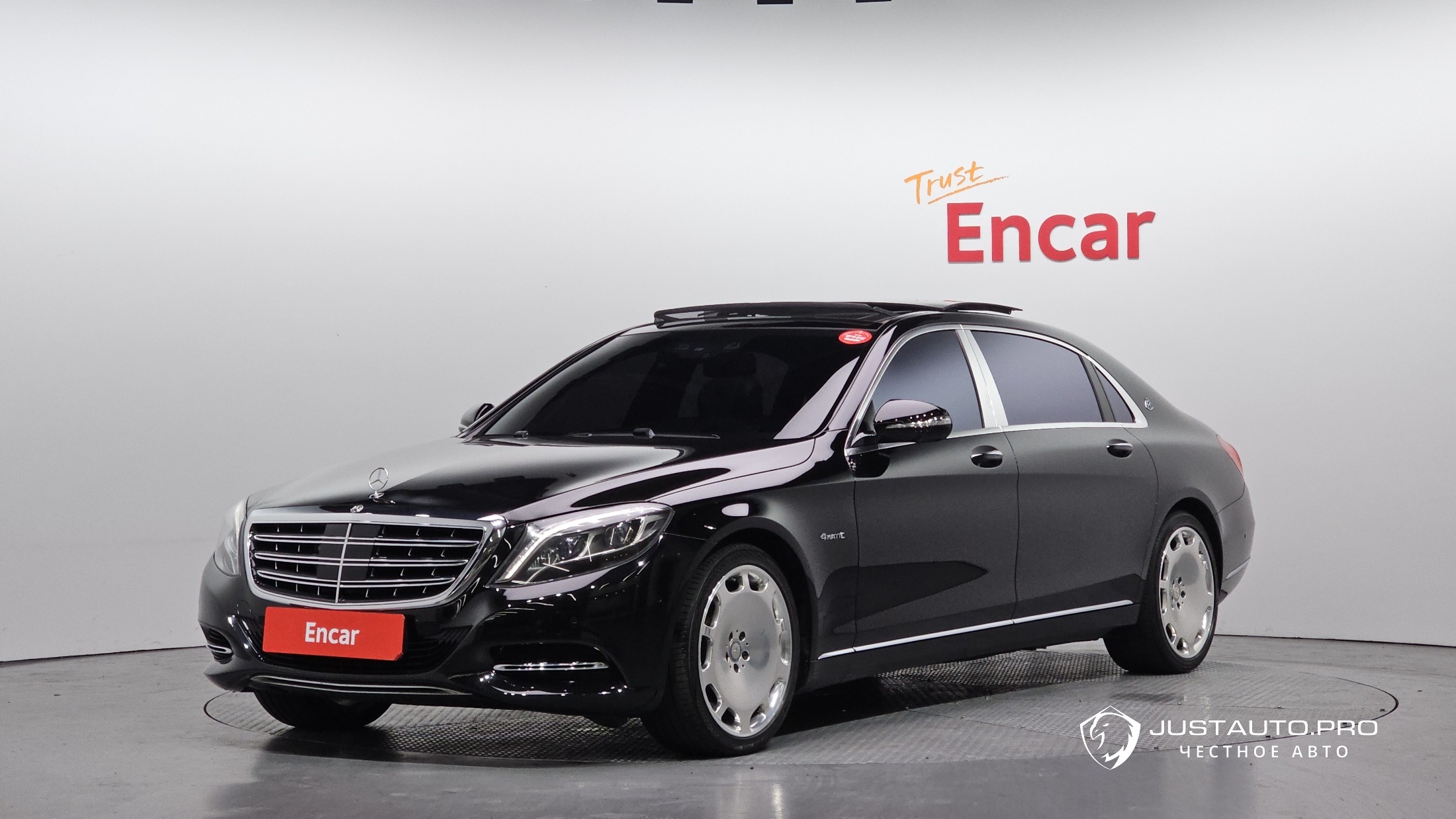 Автомобиль Mercedes-Benz S-Class