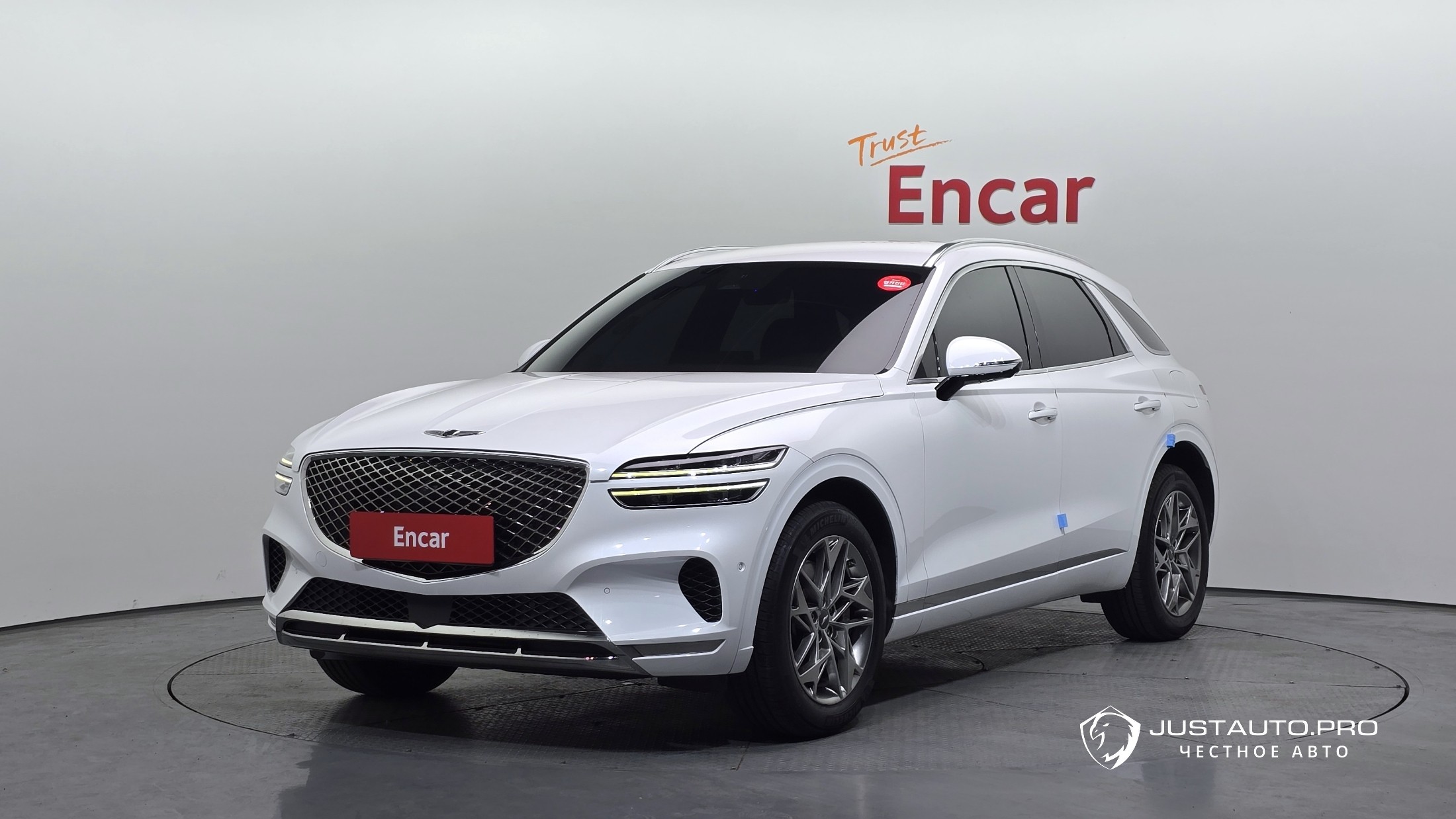 Автомобиль Genesis GV70