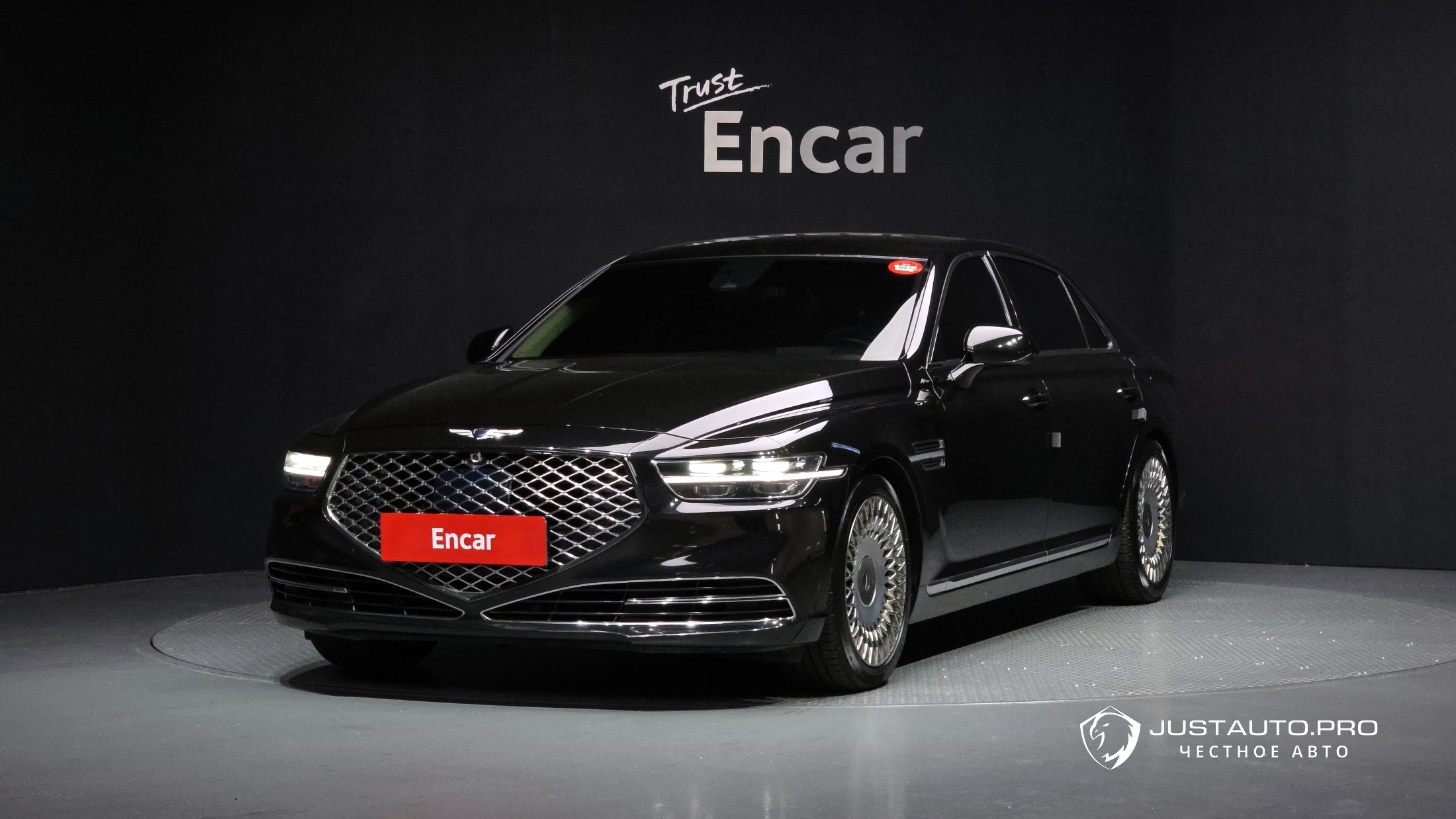 Автомобиль Genesis G90