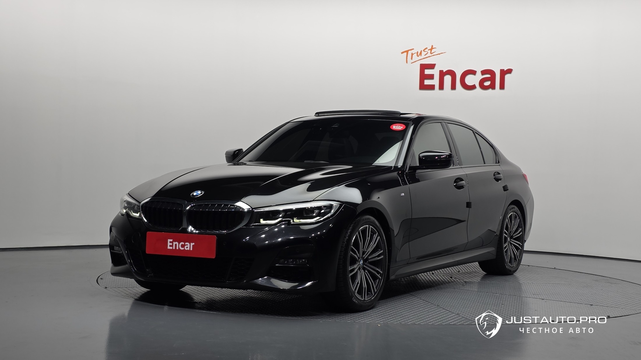 Автомобиль BMW 3-Series