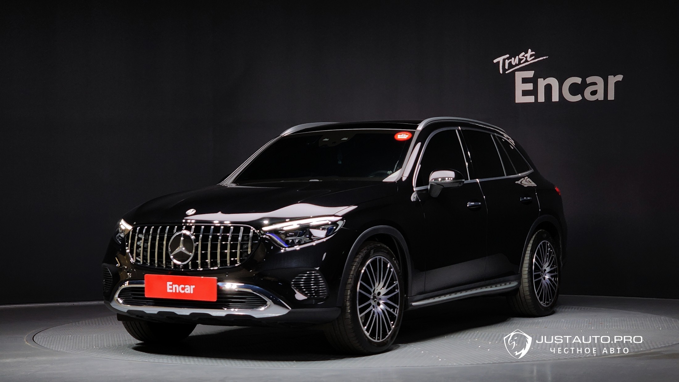 Автомобиль Mercedes-Benz GLC-Class