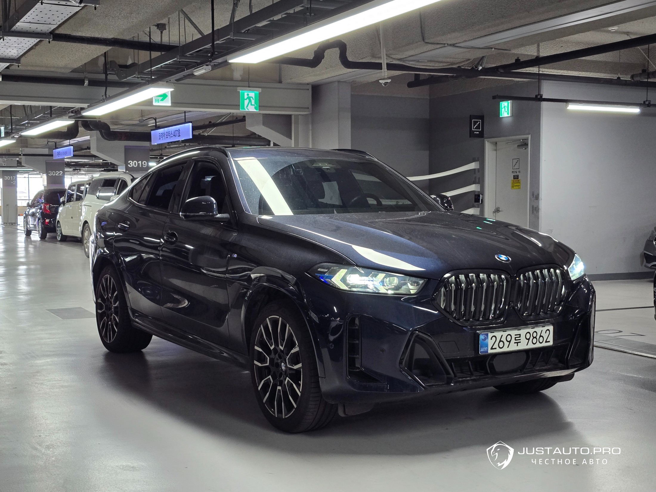 Автомобиль BMW X6