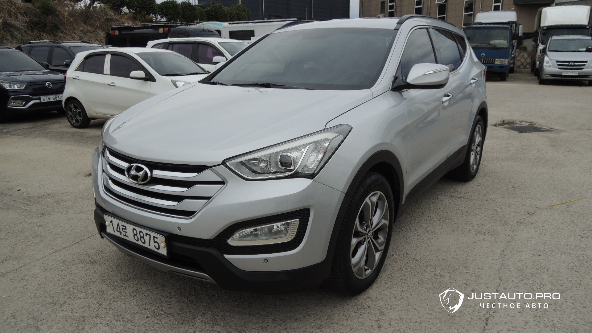 Автомобиль Hyundai Santafe