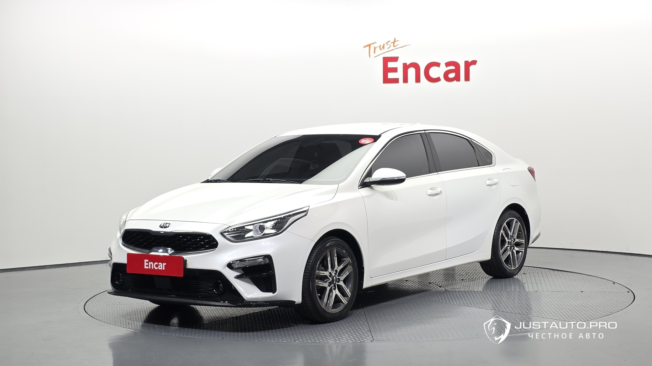 Автомобиль Kia K3