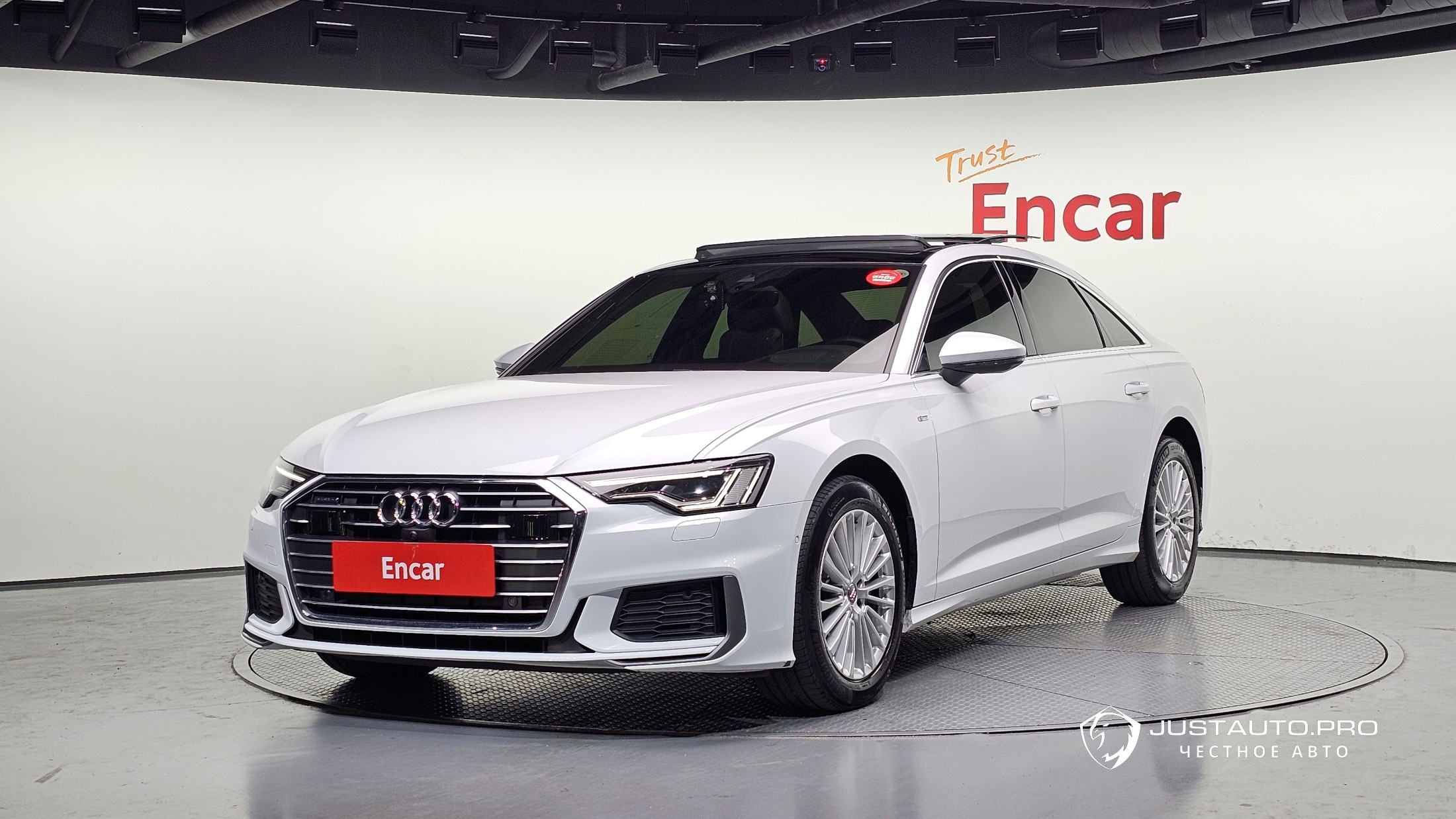 Автомобиль Audi A6