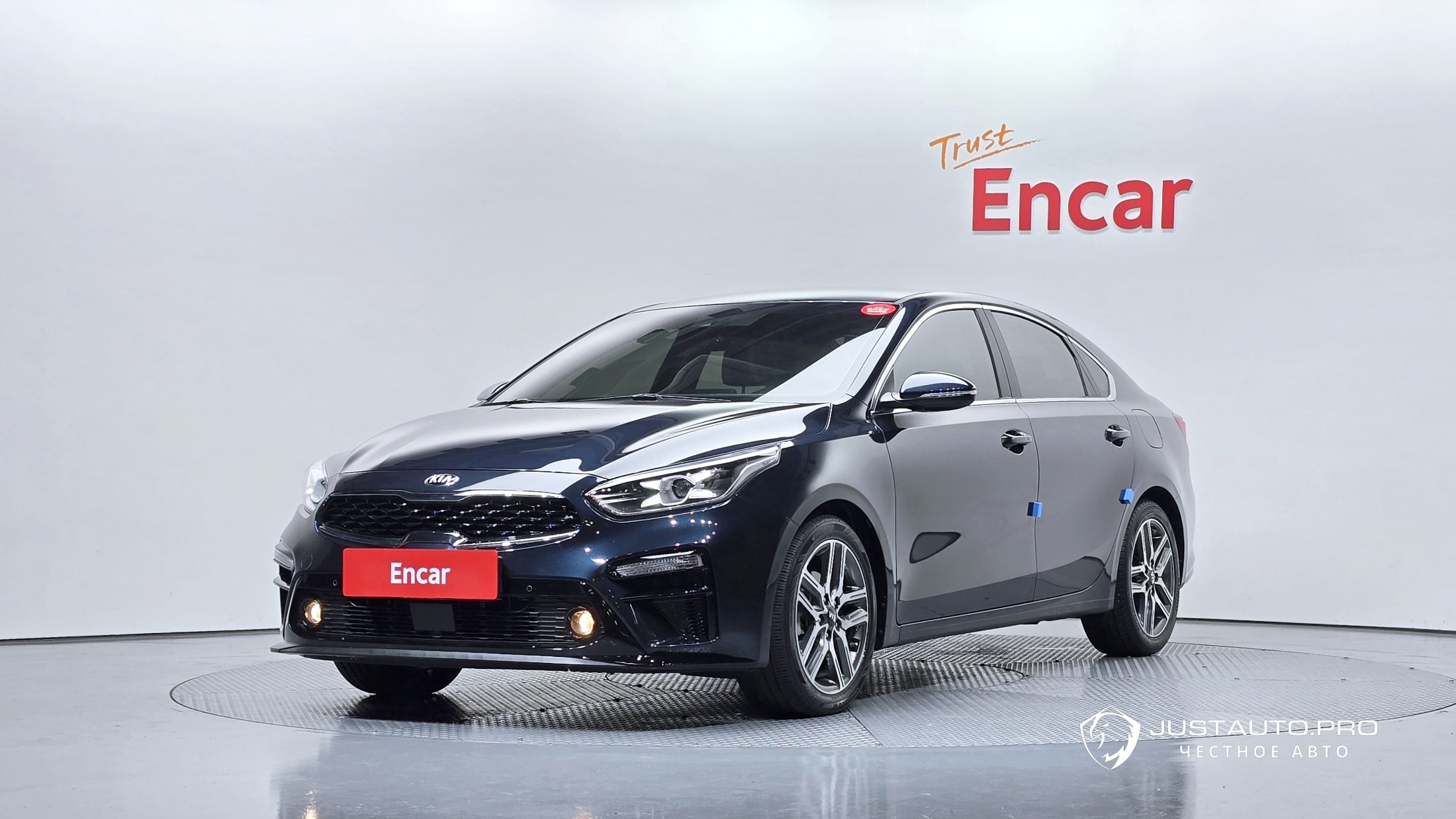 Автомобиль Kia K3