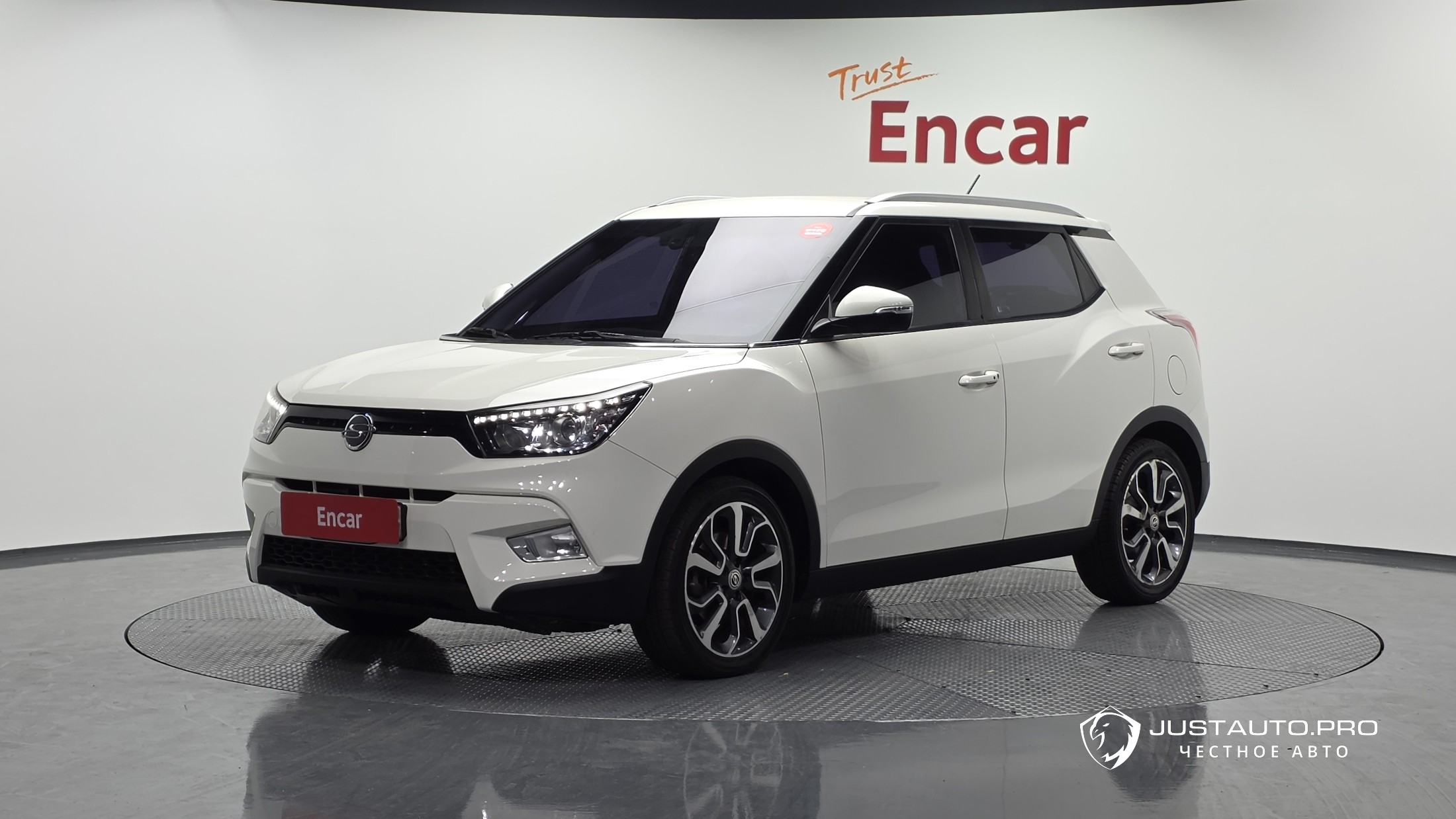 Автомобиль KG_Mobility_Ssangyong TIBOLI