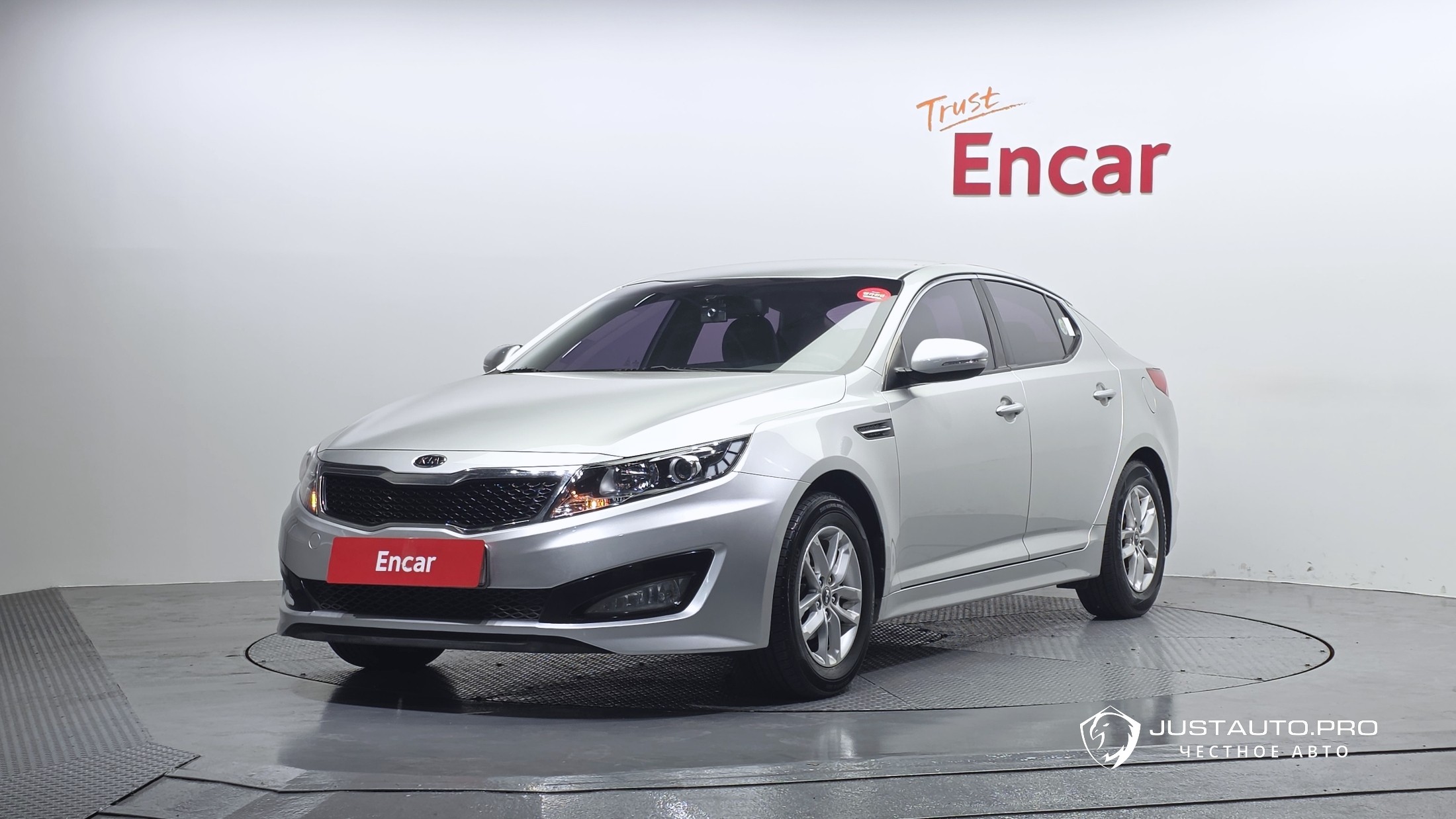 Автомобиль Kia K5