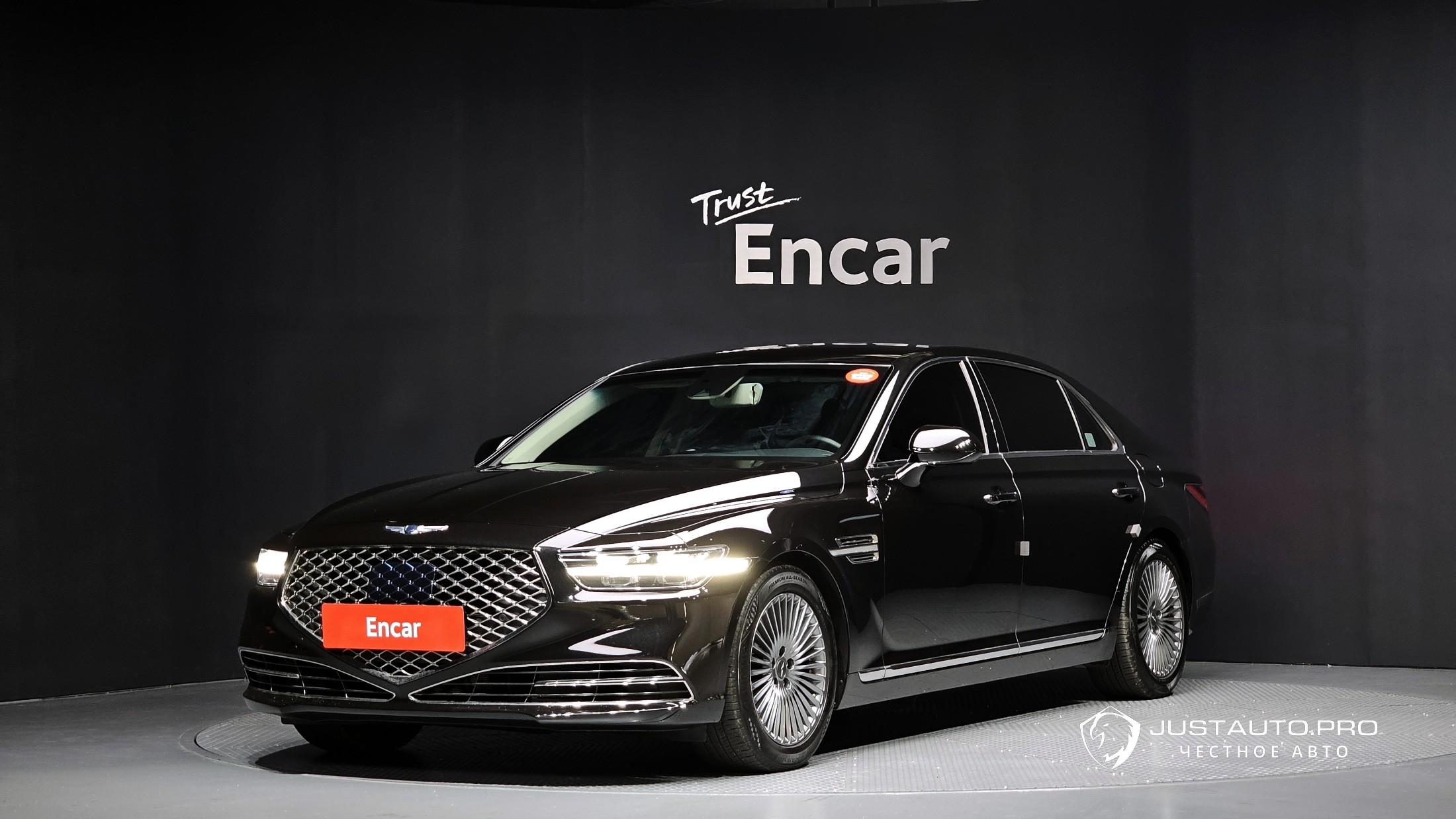 Автомобиль Genesis G90
