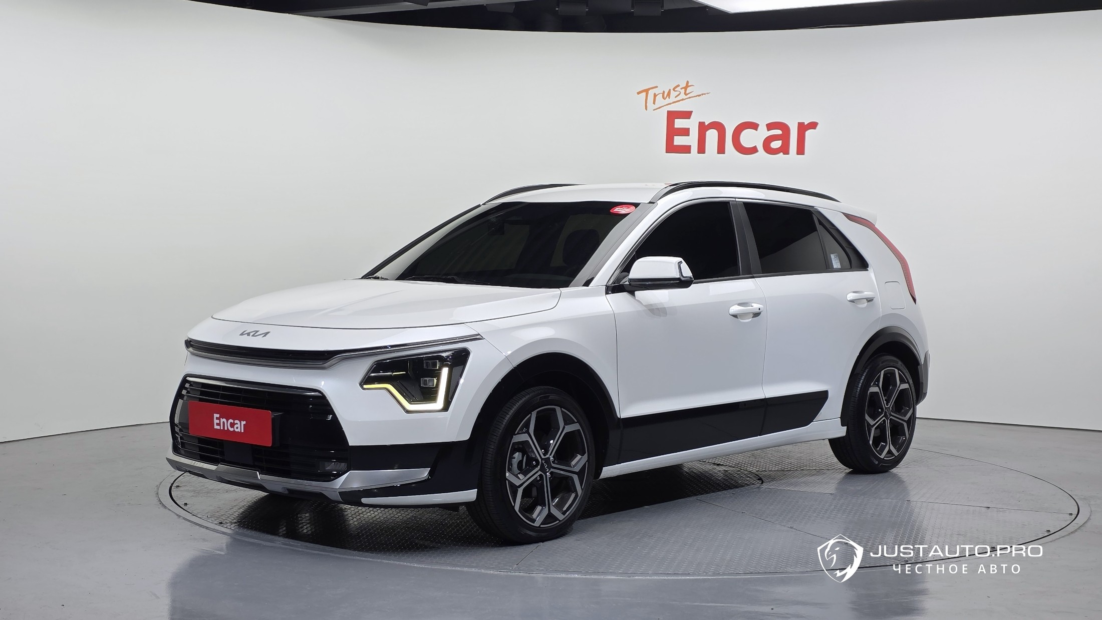 Автомобиль Kia Niro