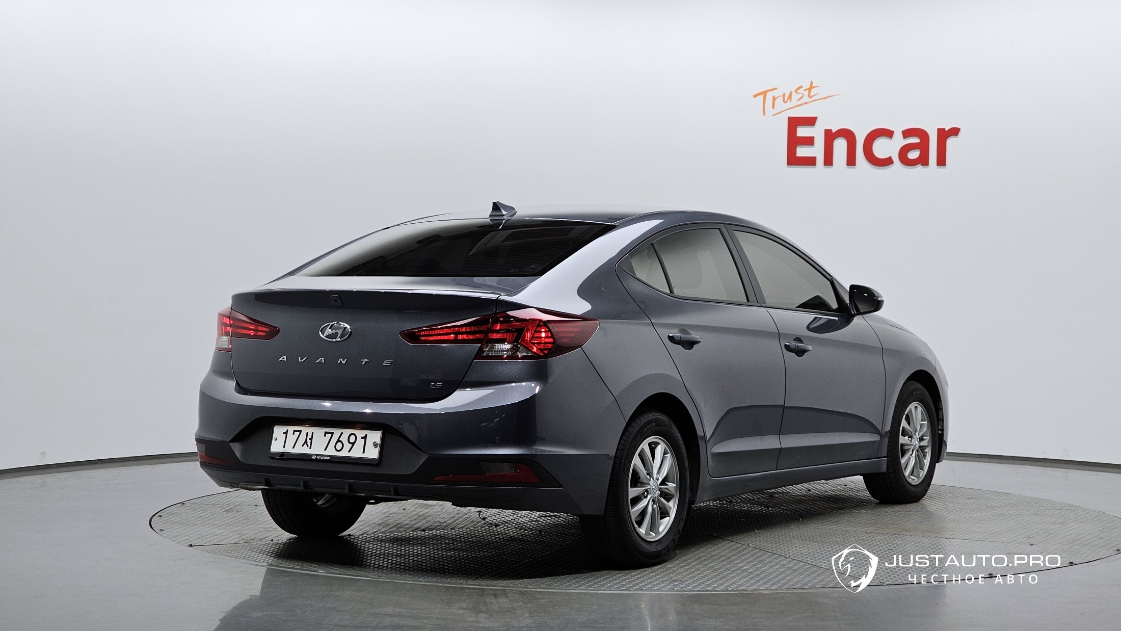 Автомобиль Hyundai AVANTE