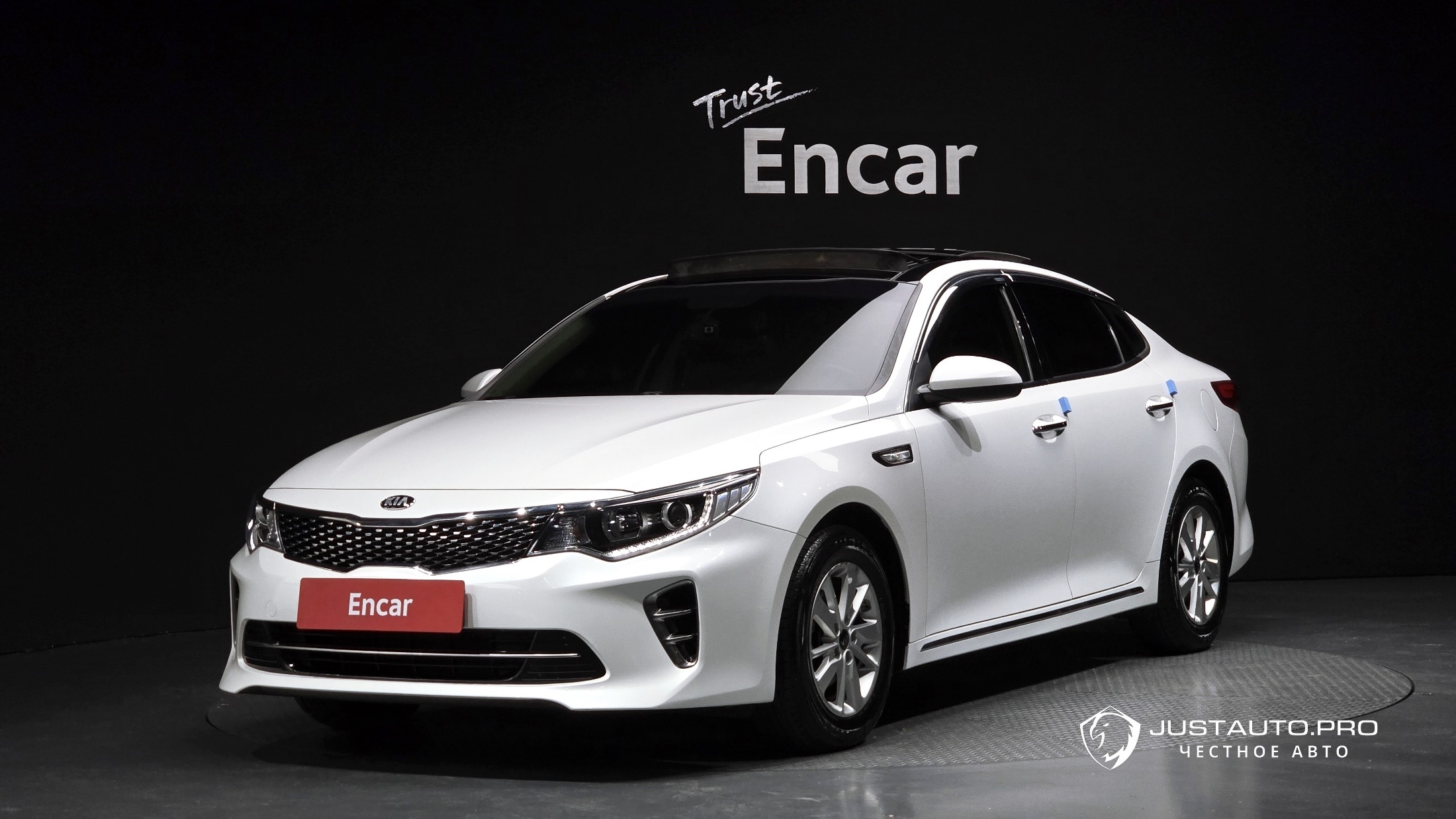 Автомобиль Kia K5