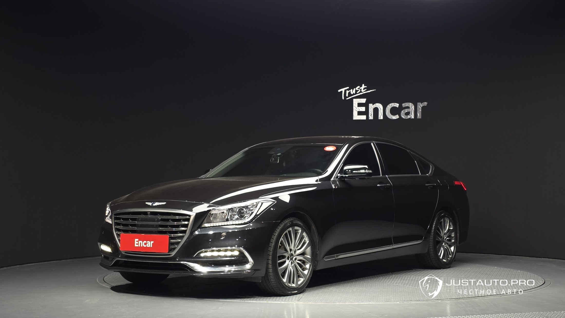 Автомобиль Genesis G80