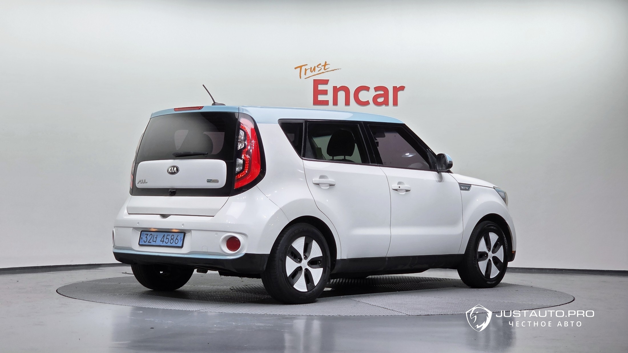 Автомобиль Kia Soul