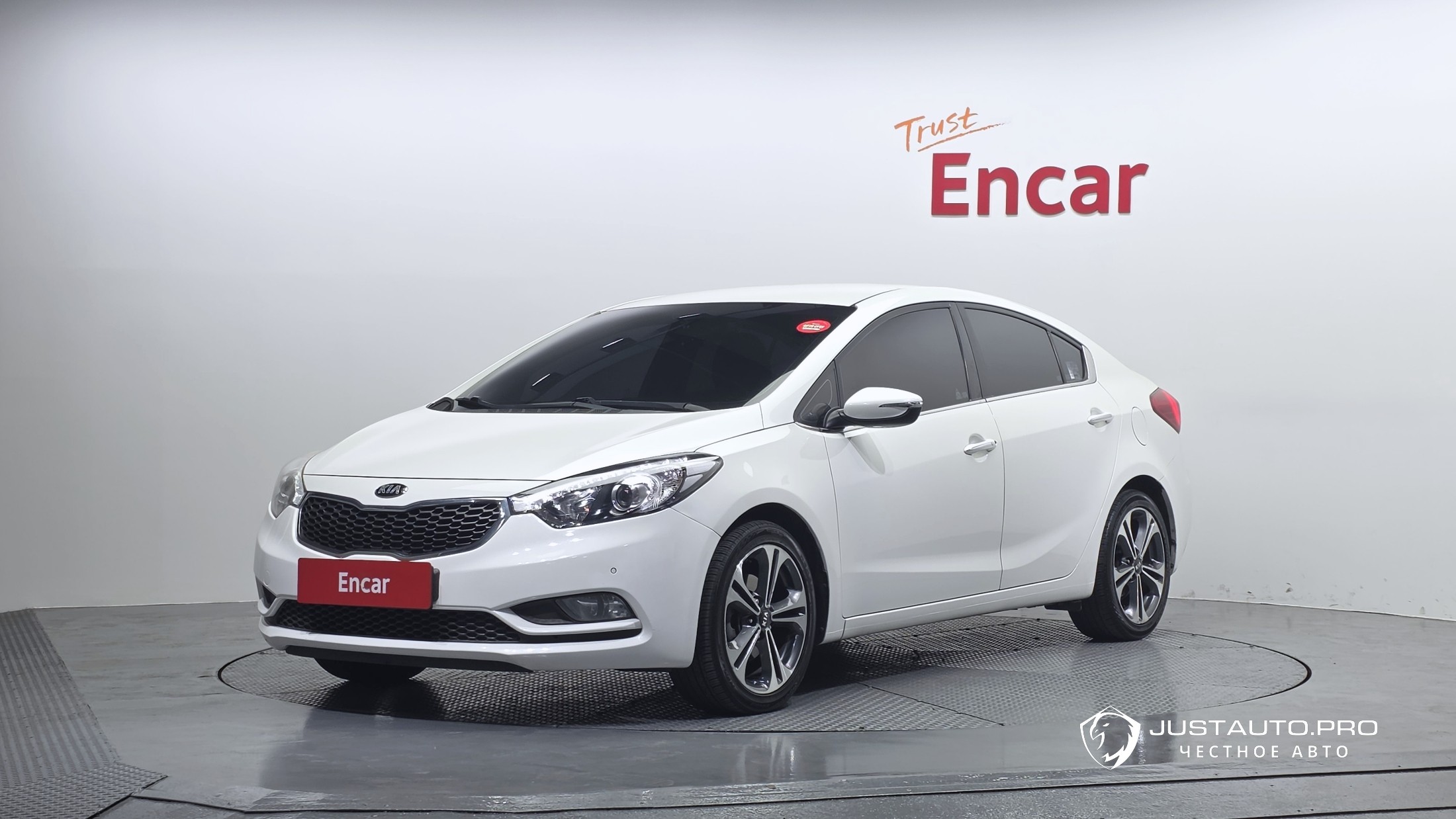 Автомобиль Kia K3