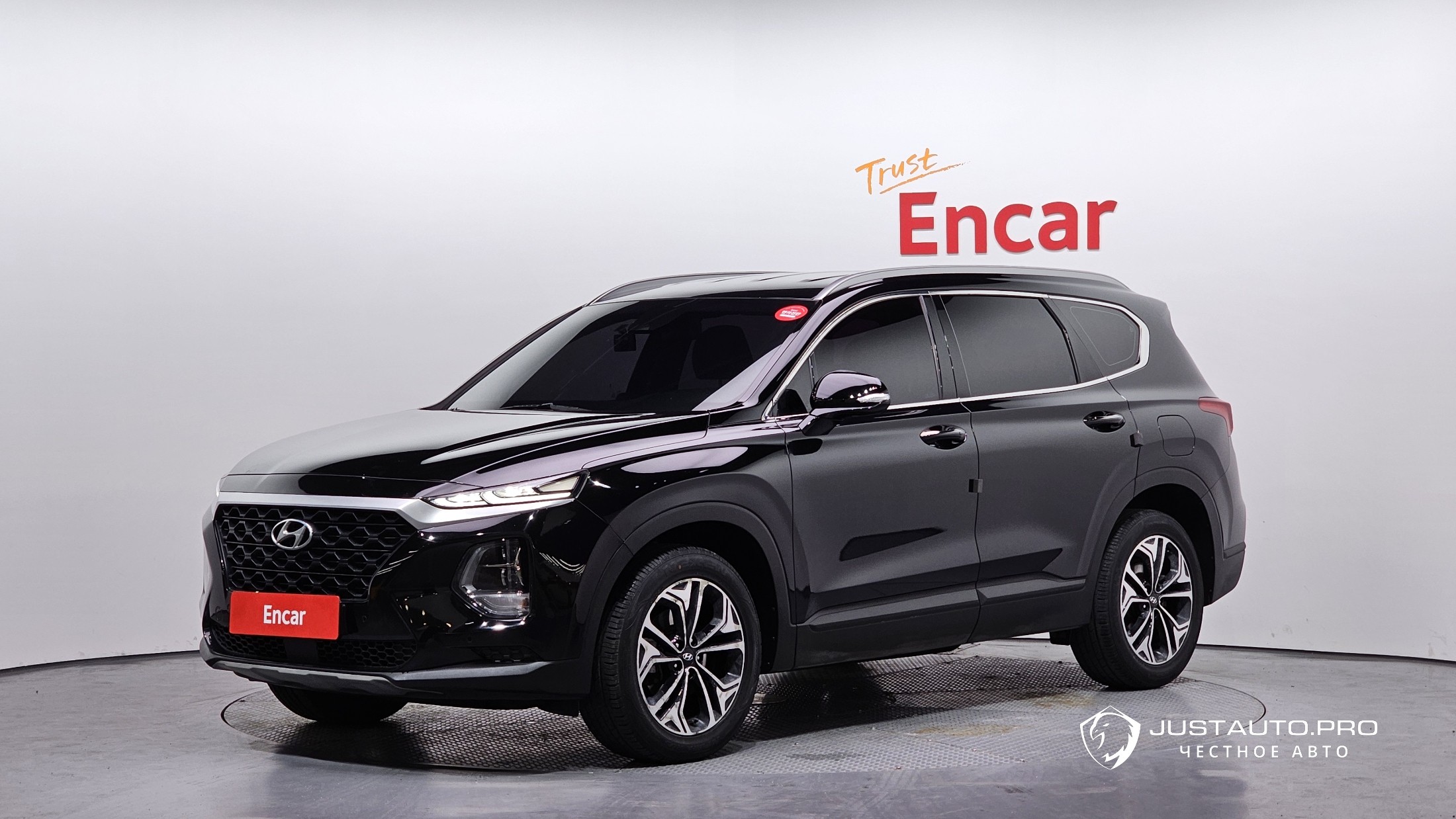 Автомобиль Hyundai Santafe