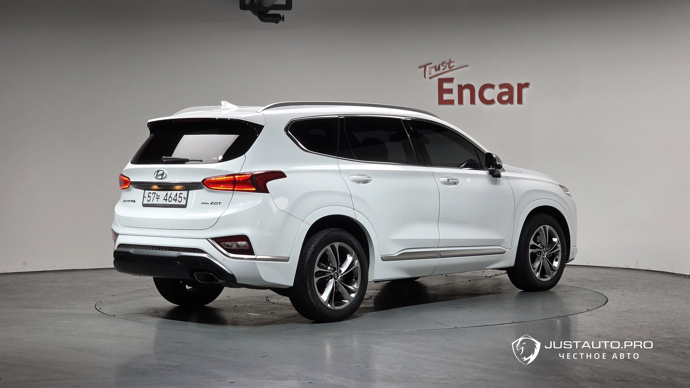 Автомобиль Hyundai Santafe