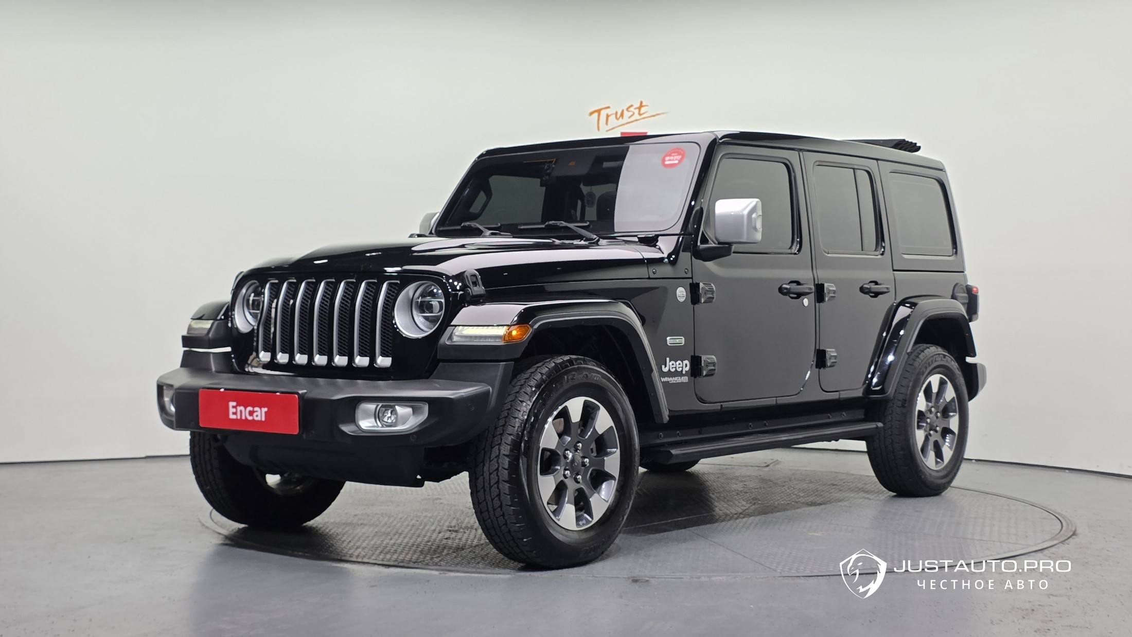 Автомобиль Jeep Wrangler
