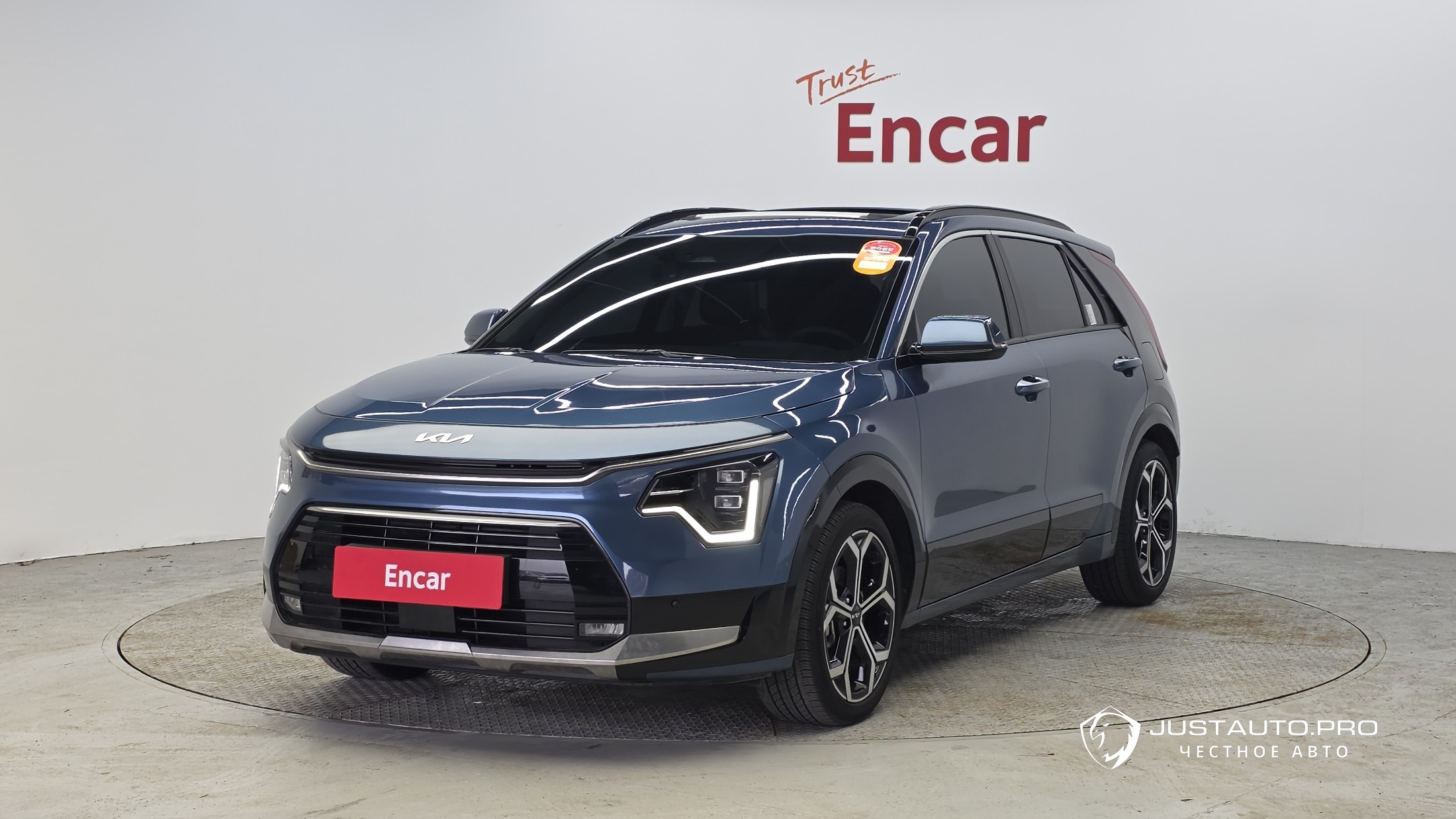 Автомобиль Kia Niro