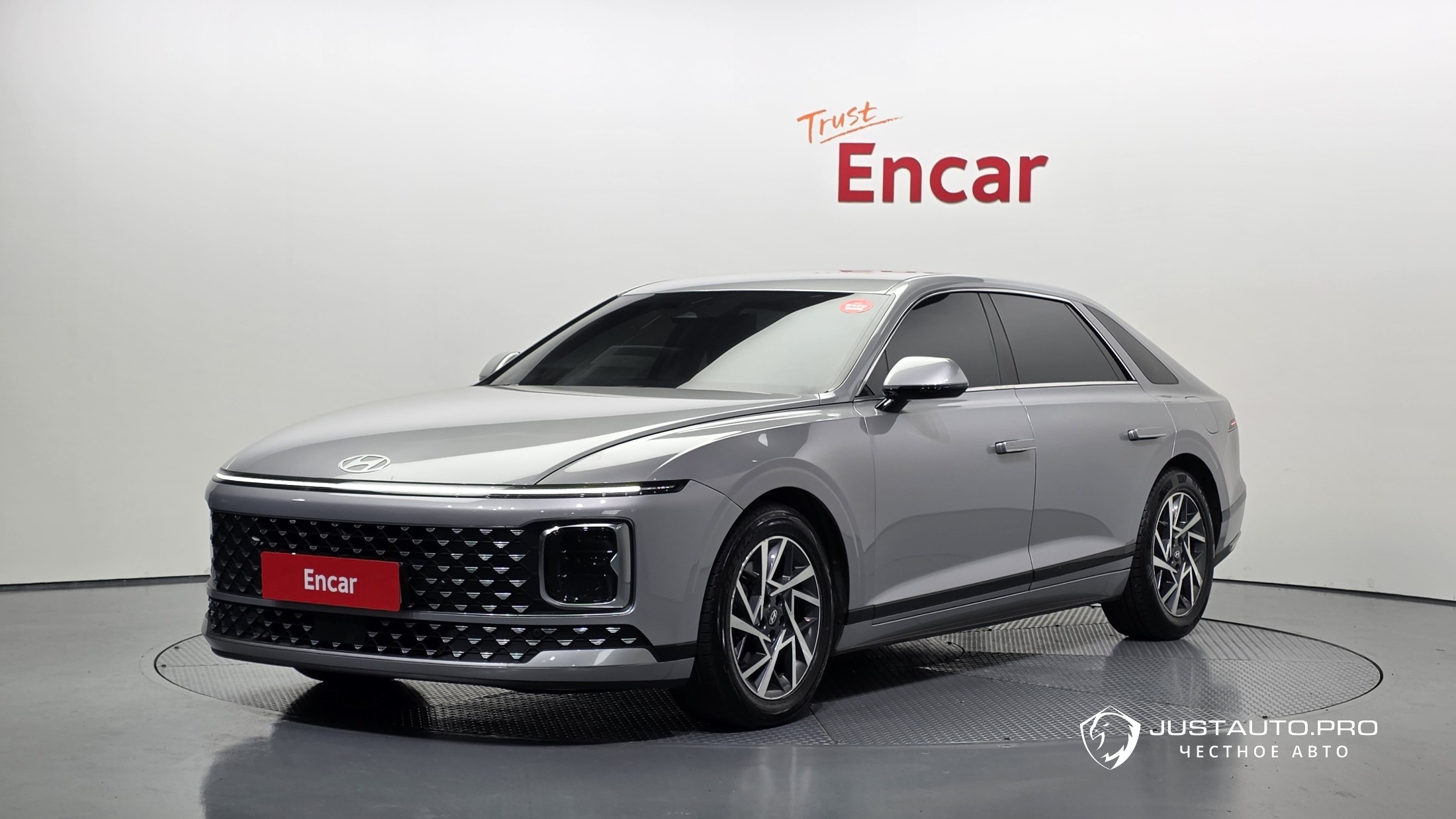 Автомобиль Hyundai Grandeur