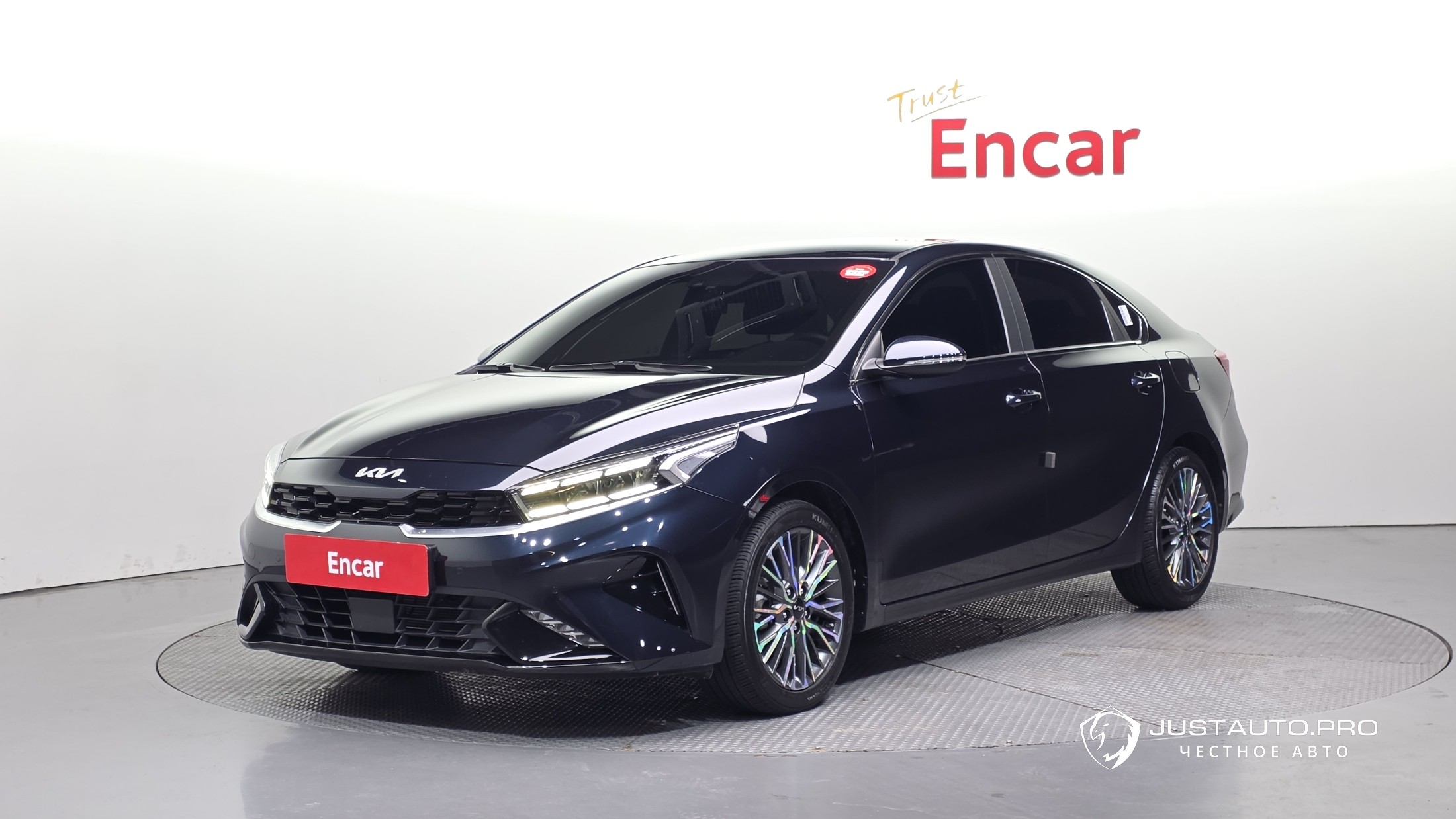 Автомобиль Kia K3