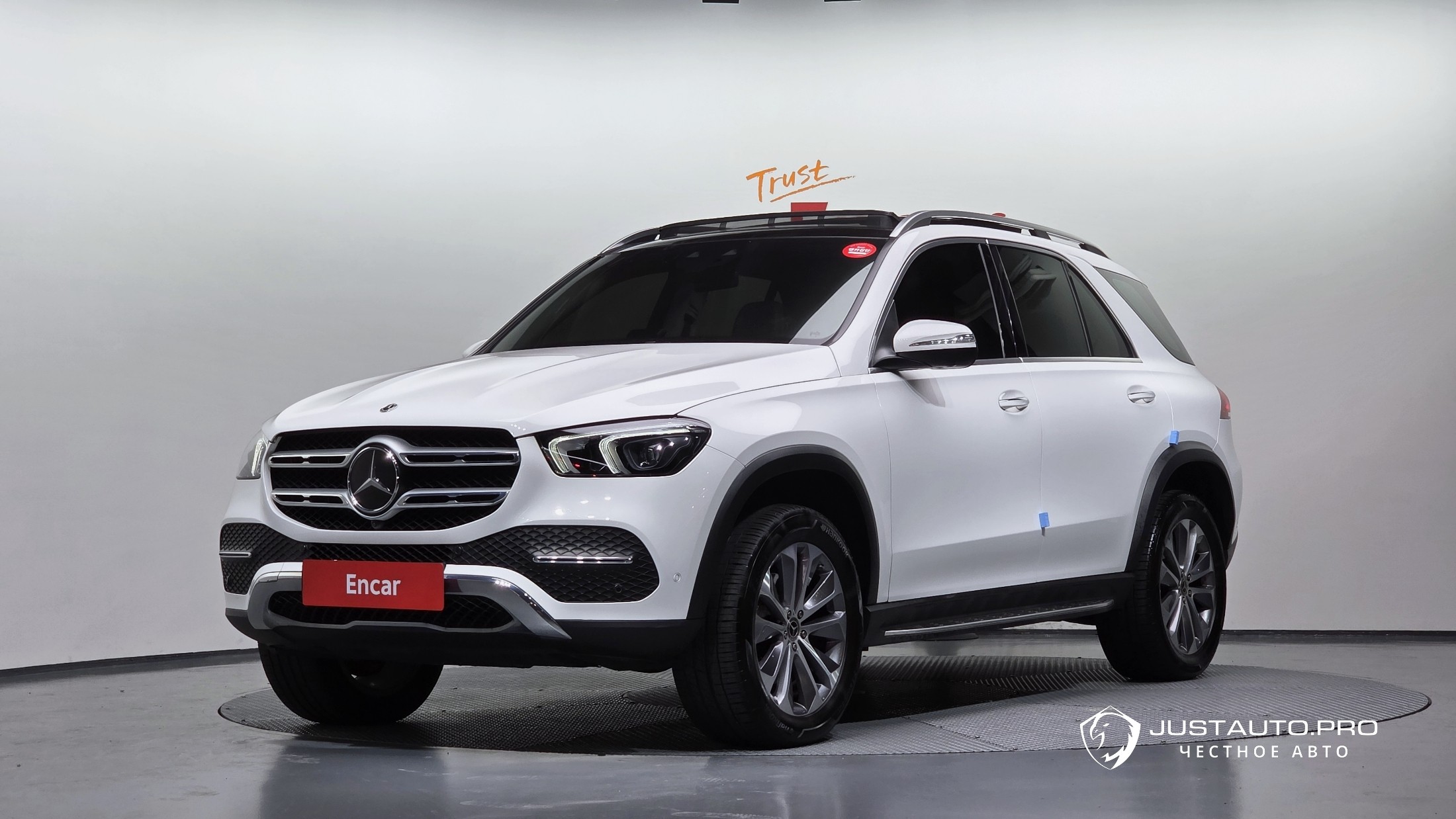 Автомобиль Mercedes-Benz GLE-Class