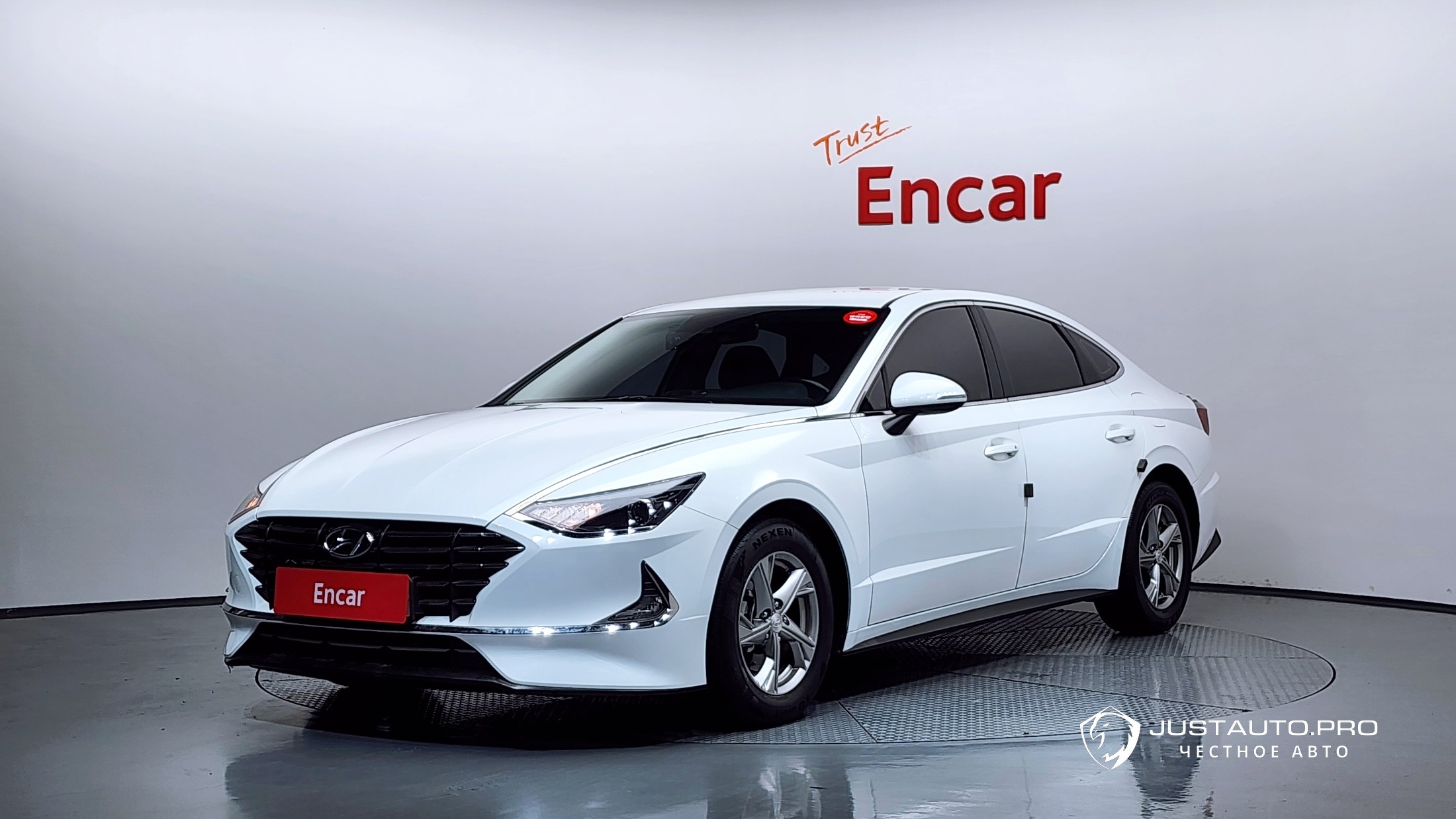 Автомобиль Hyundai Sonata
