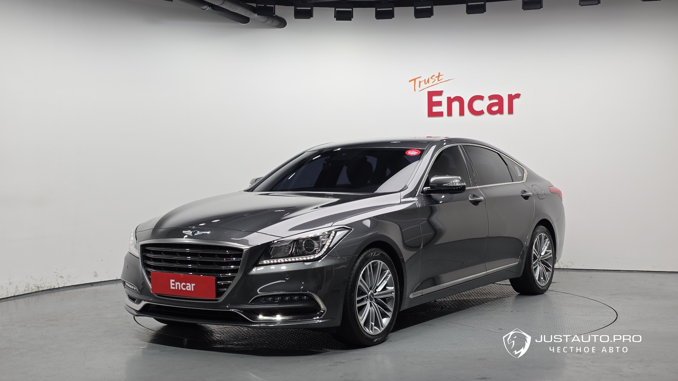 Автомобиль Genesis G80