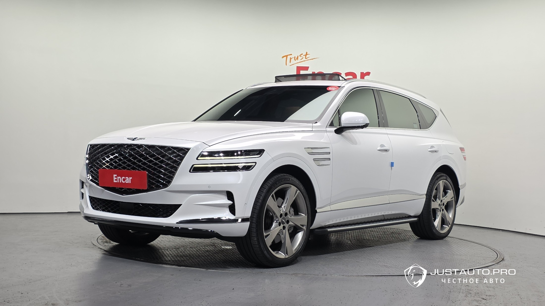 Автомобиль Genesis GV80