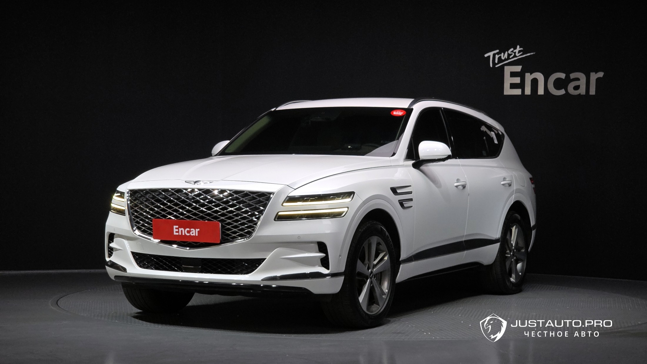 Автомобиль Genesis GV80