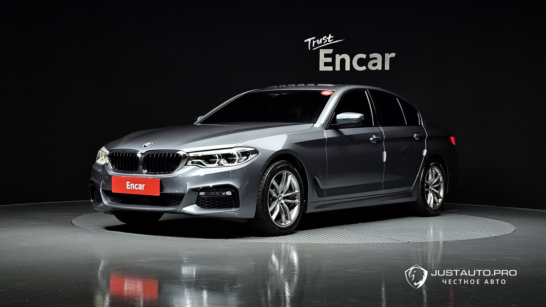 Автомобиль BMW 5-Series
