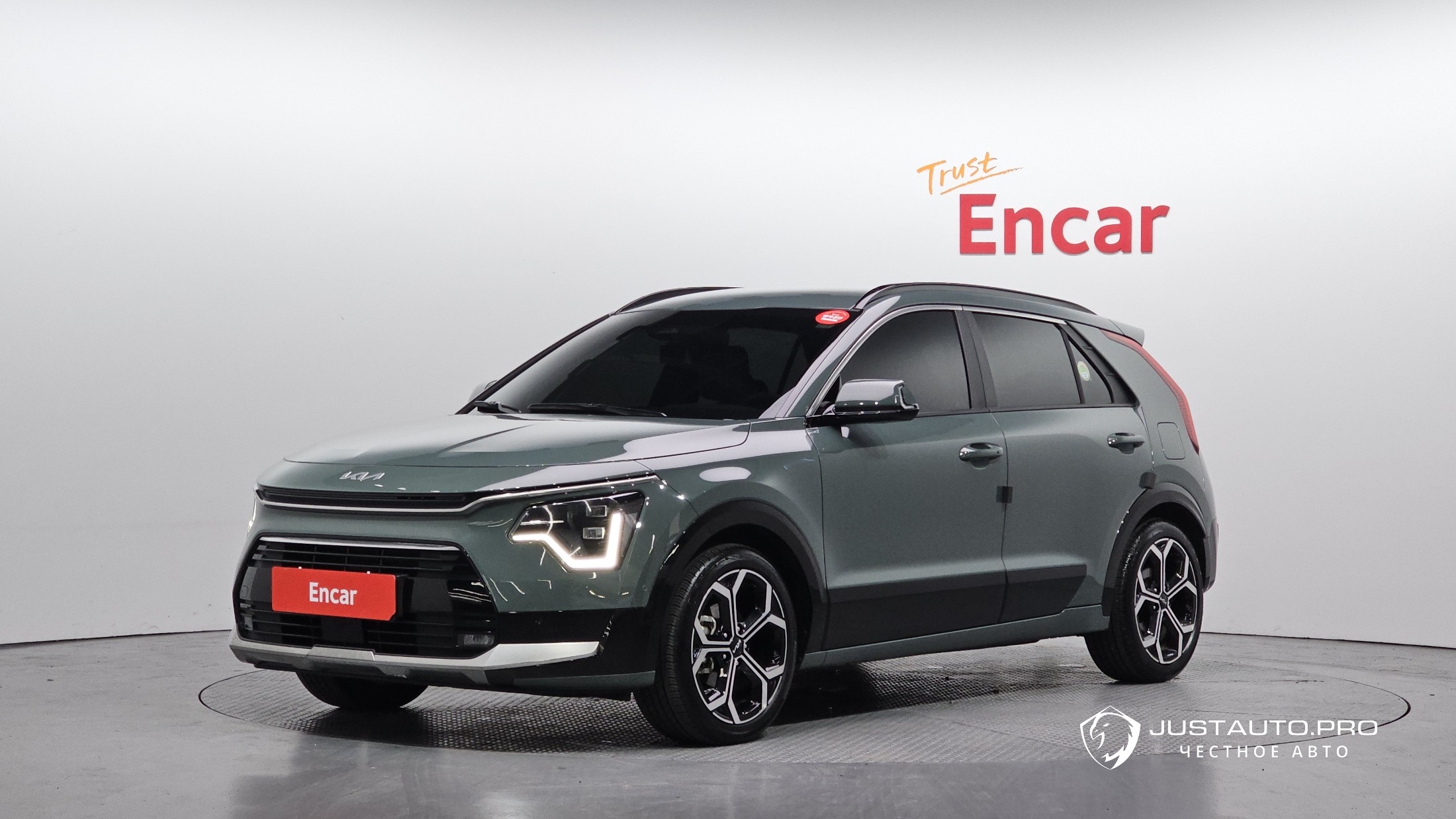 Автомобиль Kia Niro