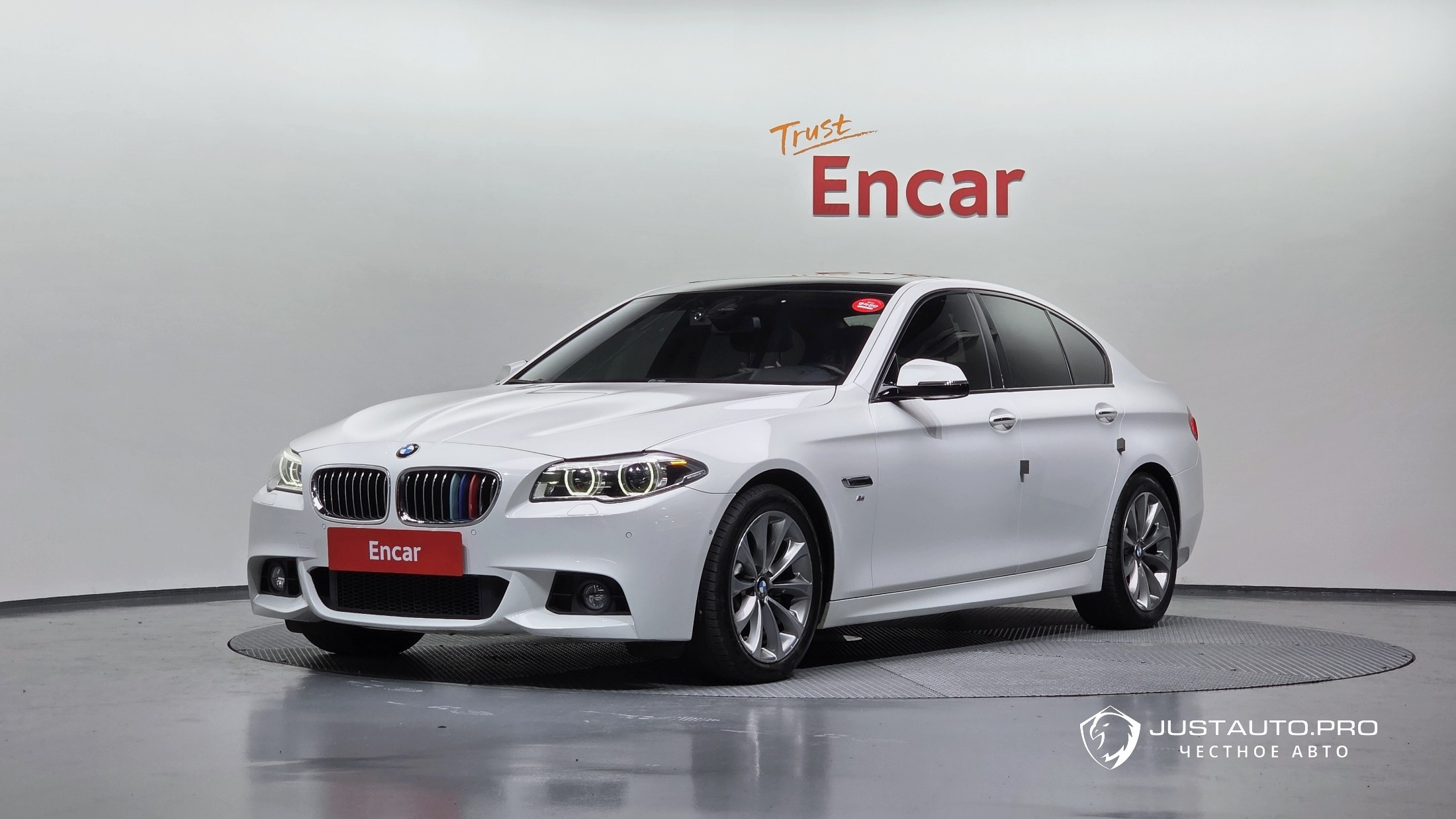 Автомобиль BMW 5-Series