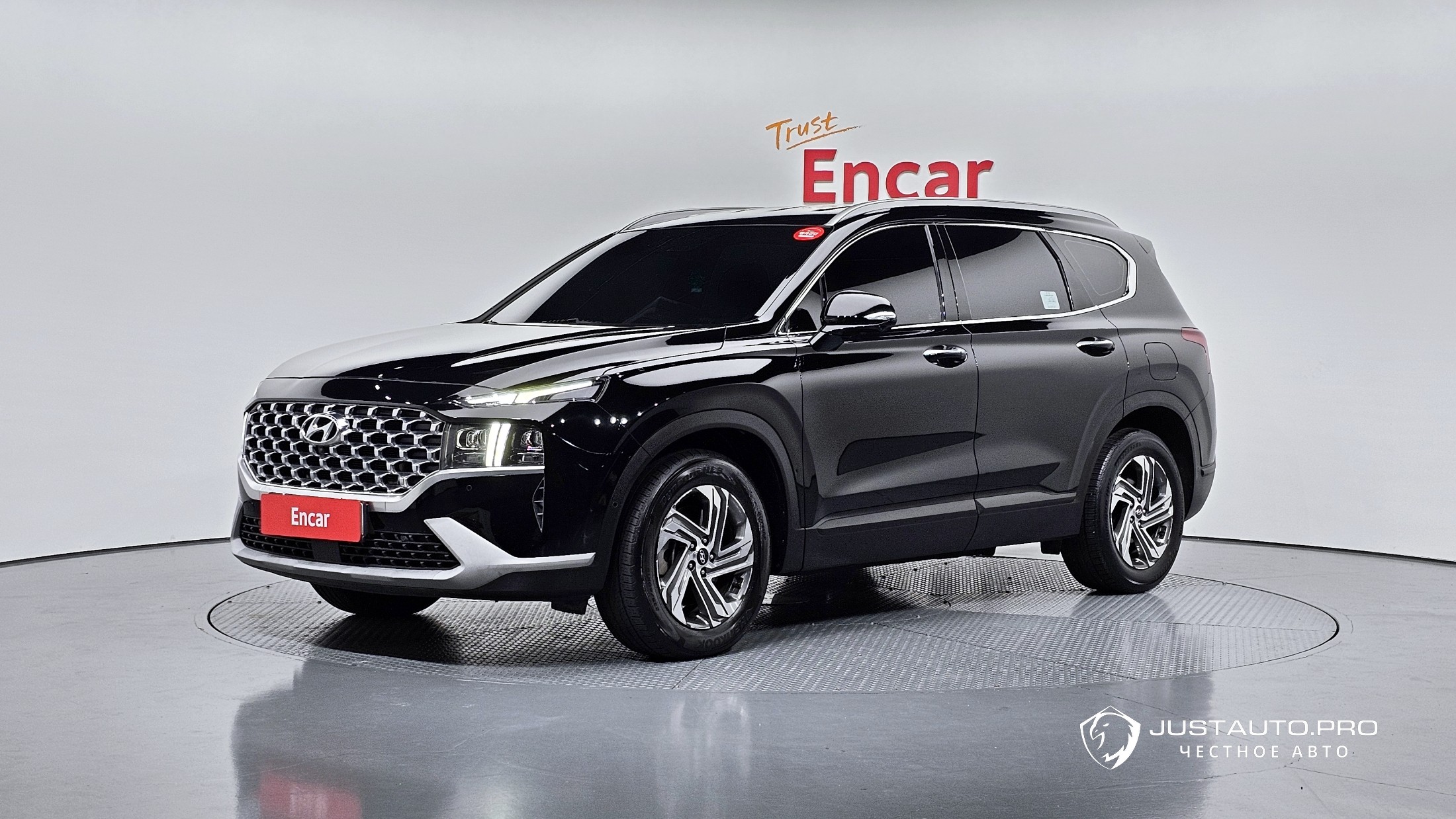Автомобиль Hyundai Santafe