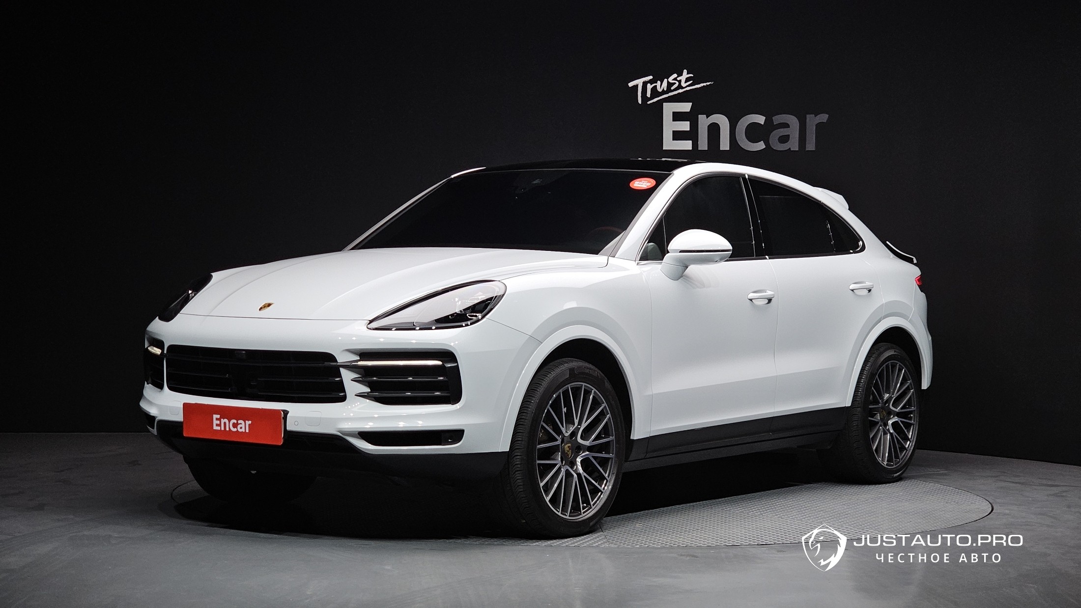 Автомобиль Porsche Cayenne