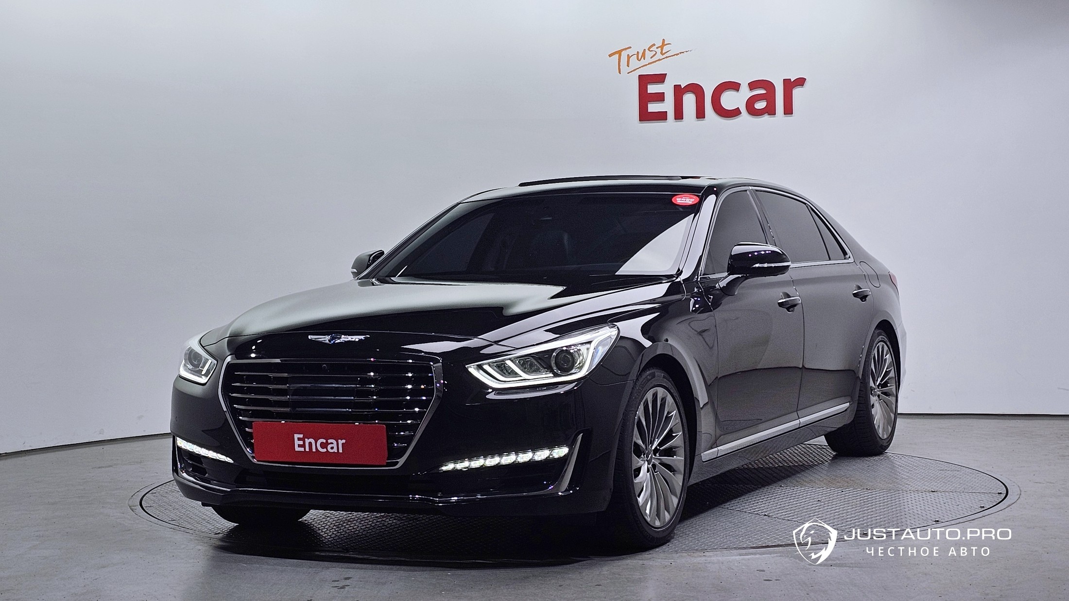 Автомобиль Genesis EQ900