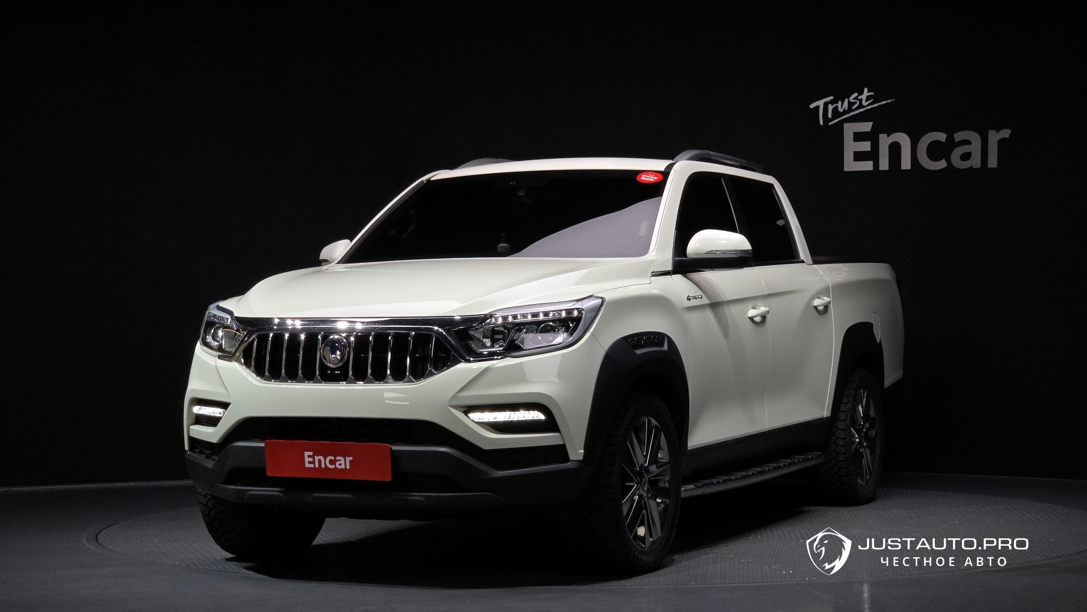 Автомобиль KG_Mobility_Ssangyong Rexton