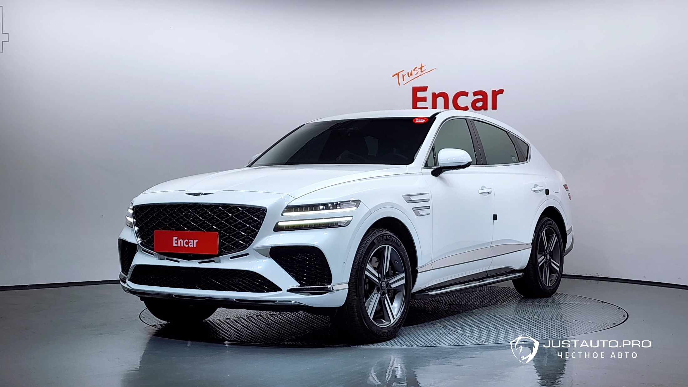 Автомобиль Genesis GV80
