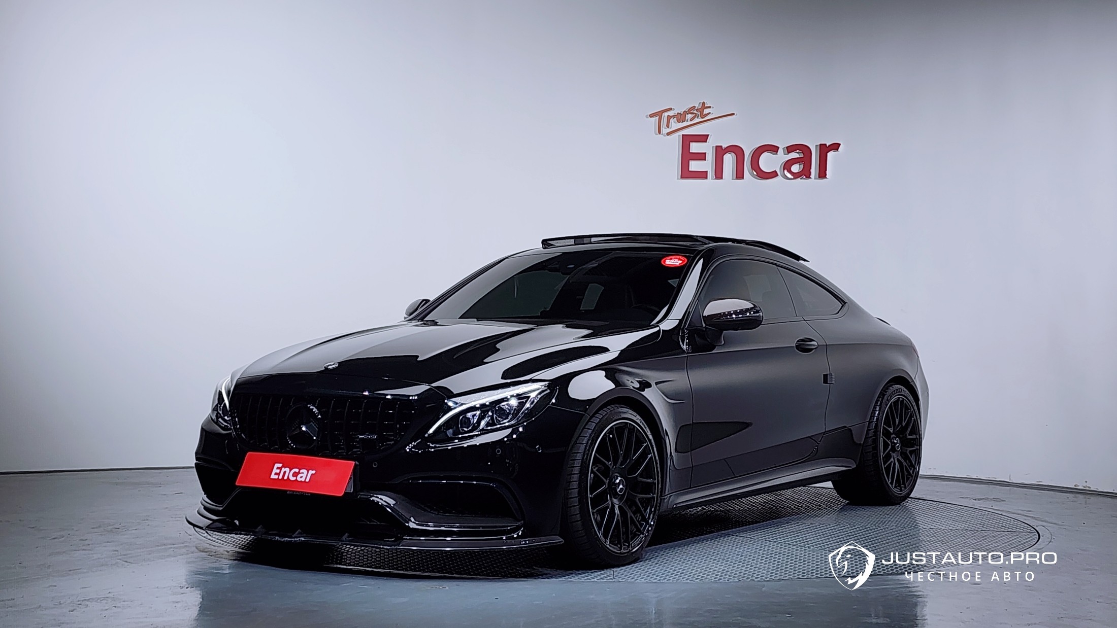 Автомобиль Mercedes-Benz C-Class