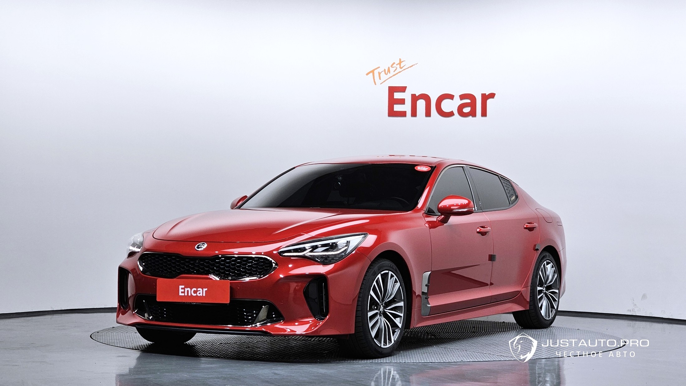 Автомобиль Kia Stinger