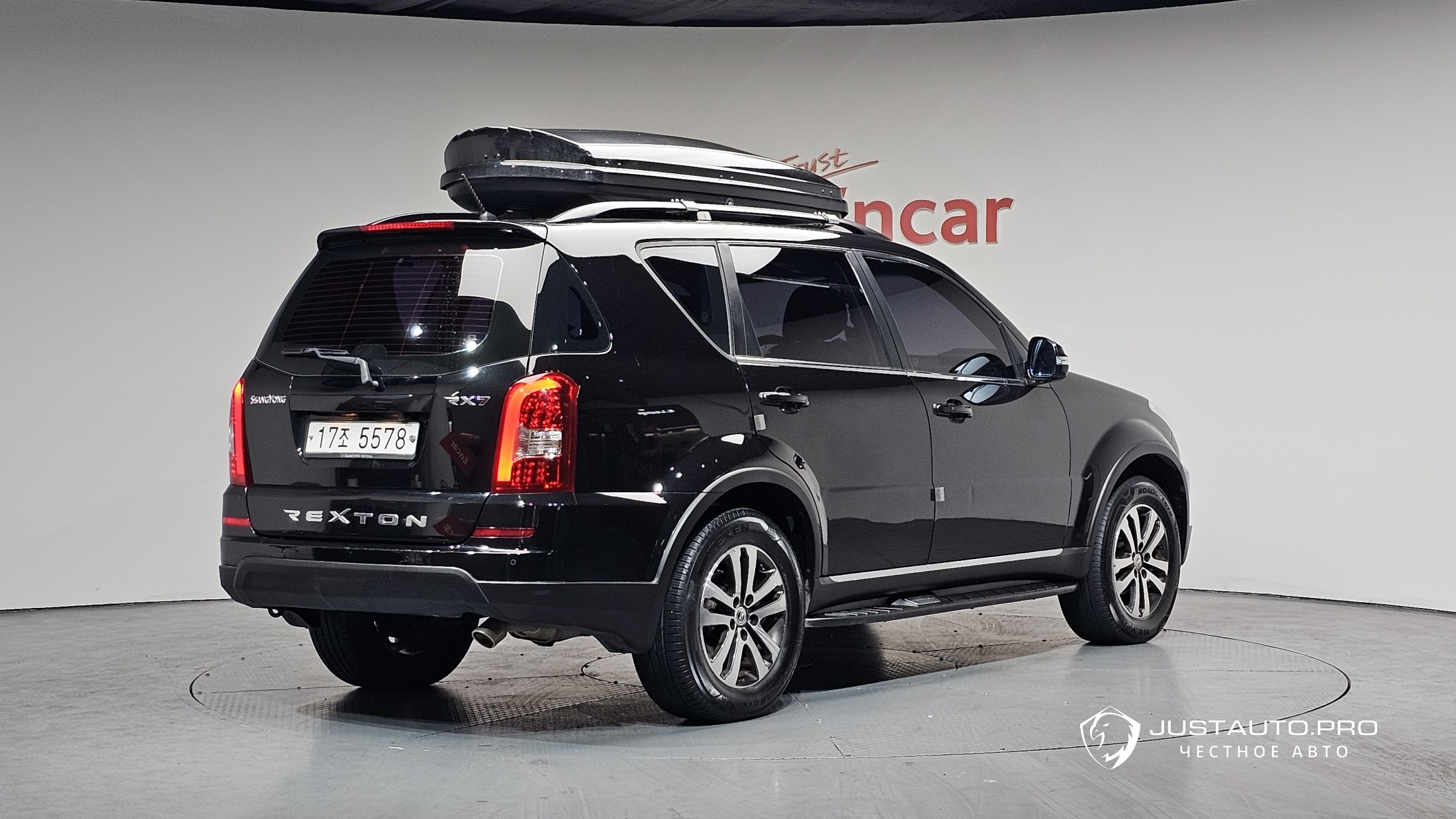 Автомобиль KG_Mobility_Ssangyong Rexton
