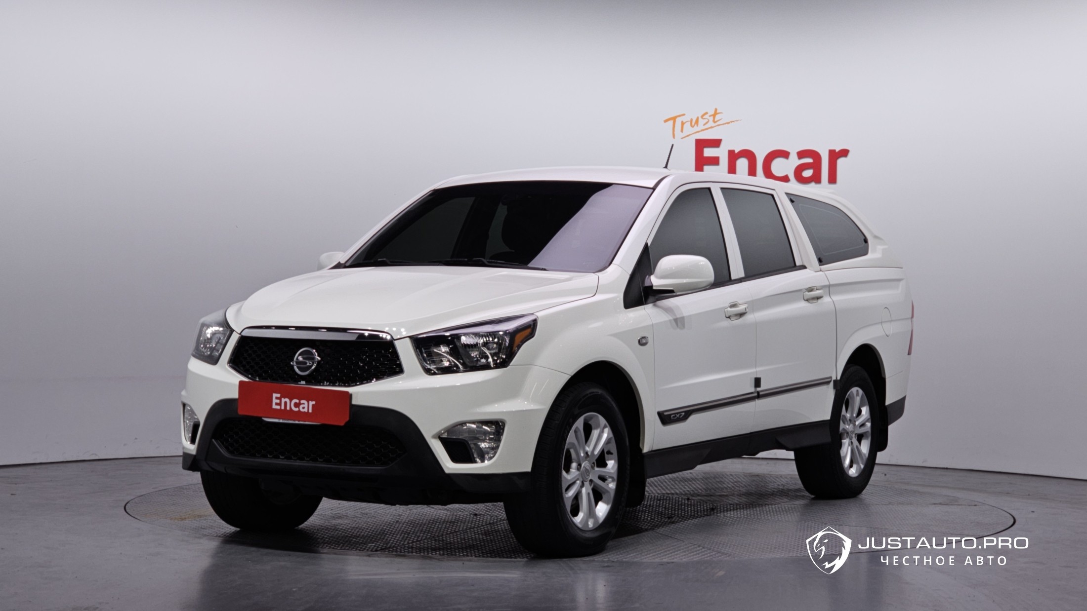 Автомобиль KG_Mobility_Ssangyong KORANDO