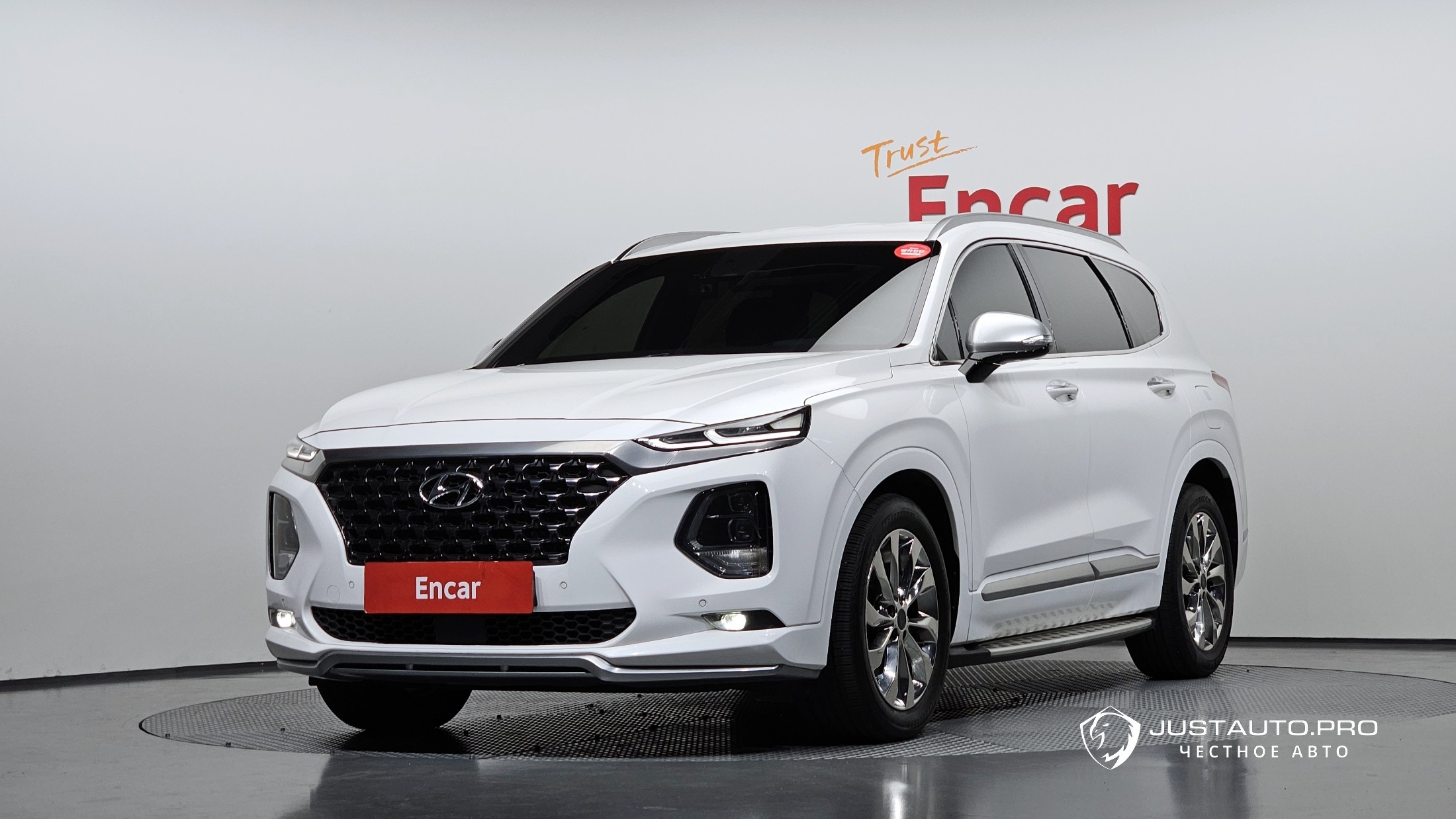 Автомобиль Hyundai Santafe