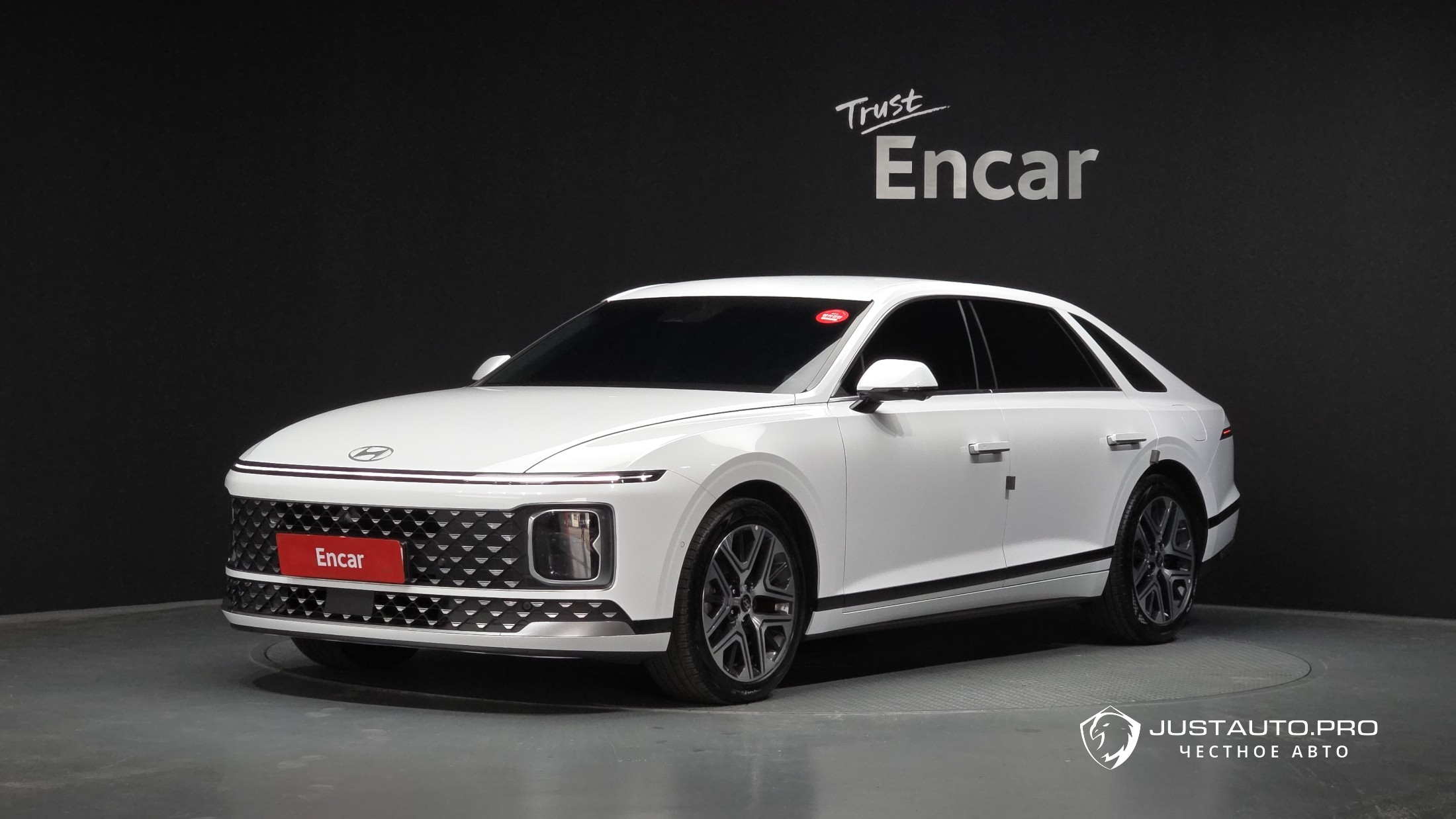 Автомобиль Hyundai Grandeur