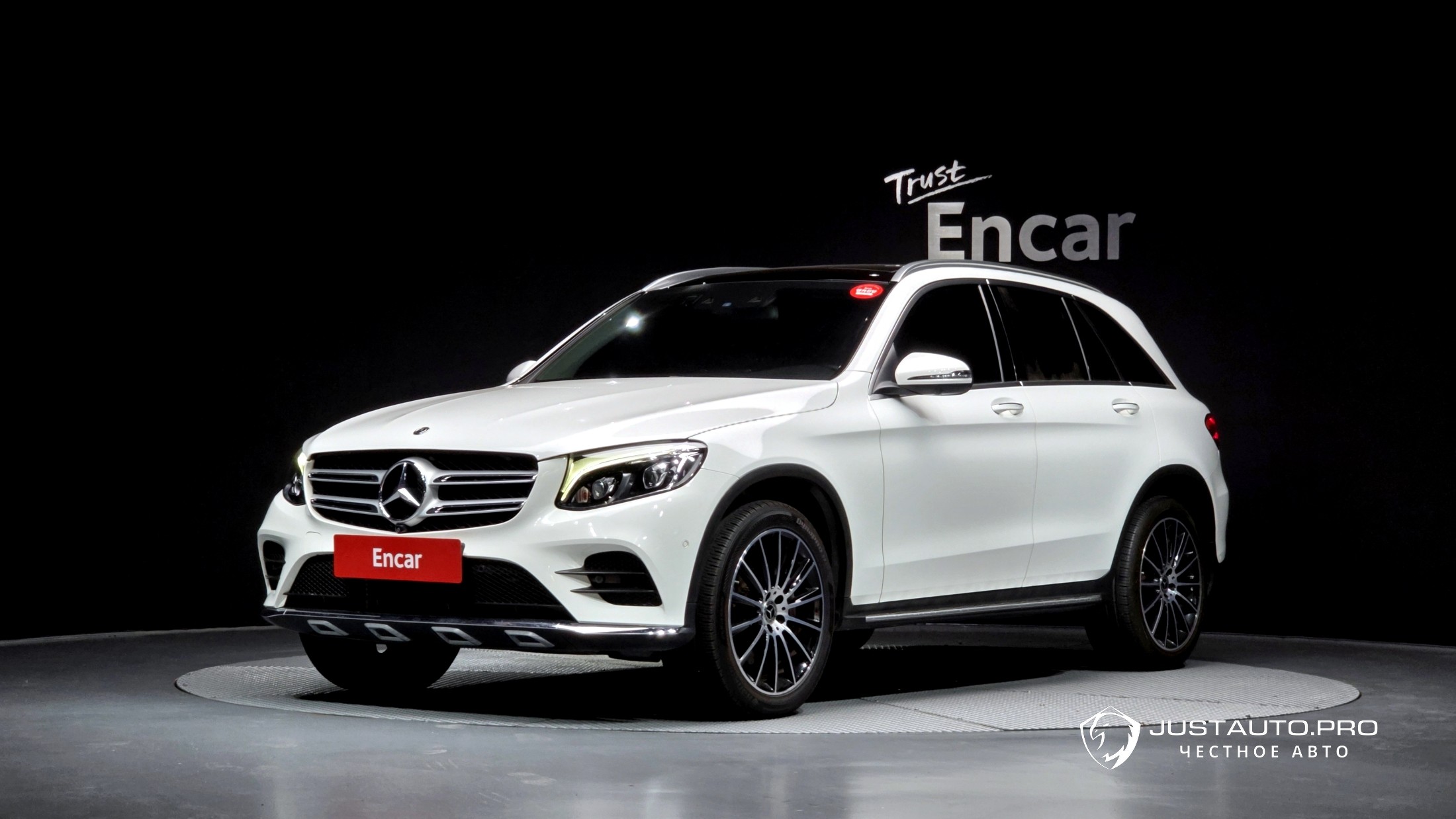 Автомобиль Mercedes-Benz GLC-Class