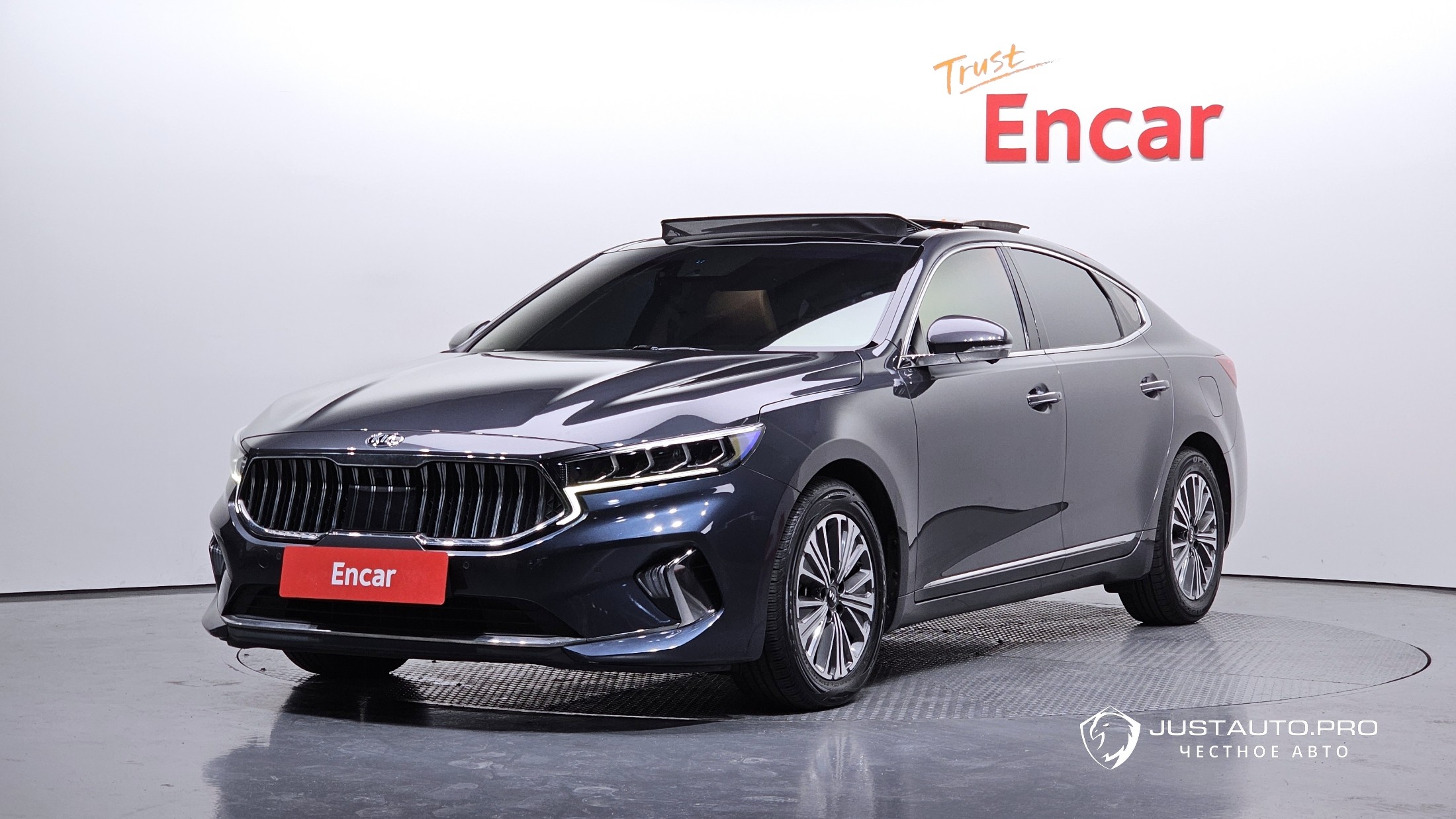 Автомобиль Kia K7